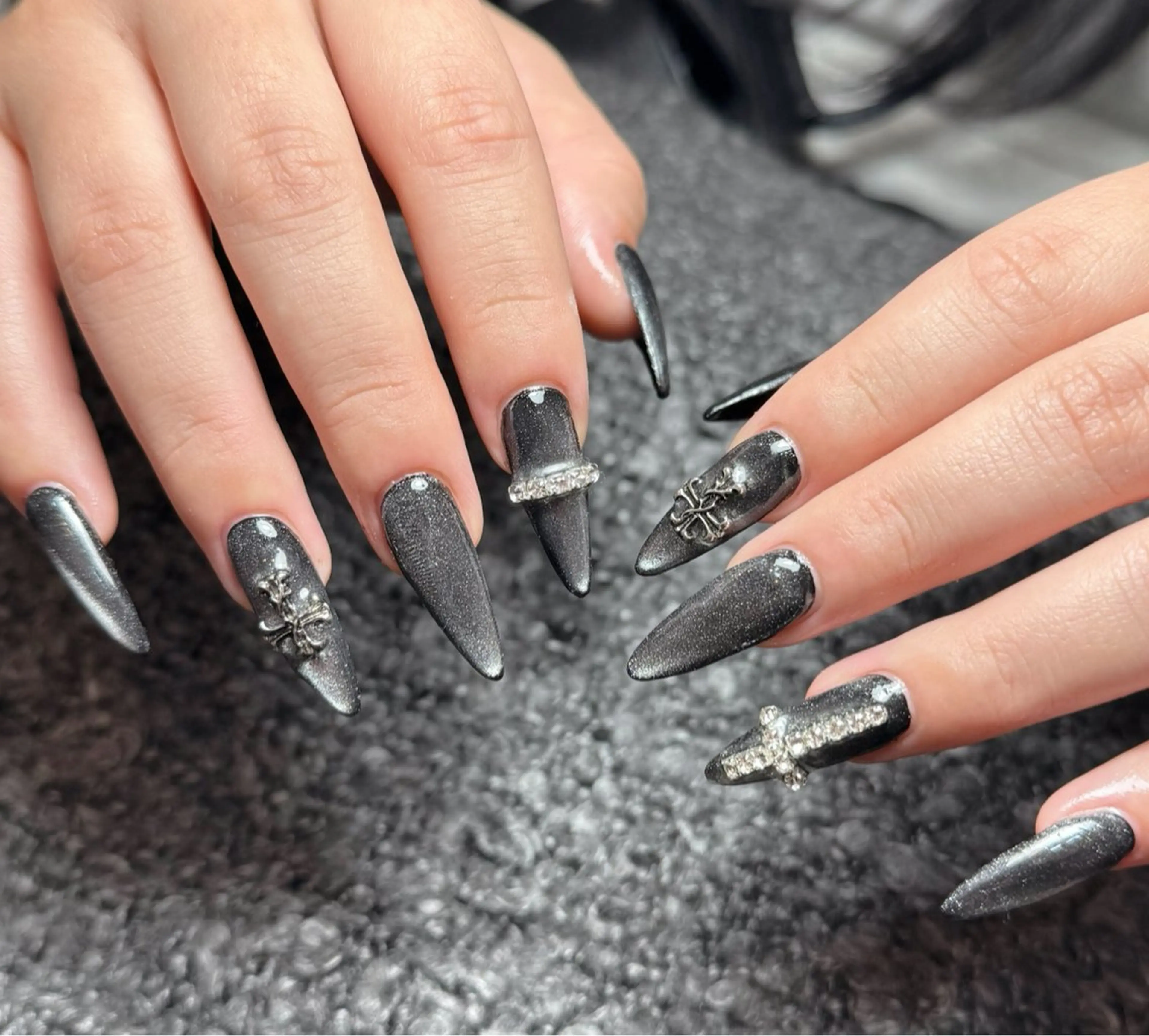 ネイル 長さ出し ジェルネイル マグネットネイル メンズネイル ネイルチップ ハンドネイル マイムネイル所属・MIMnail メンズネイリストのネイルデザイン