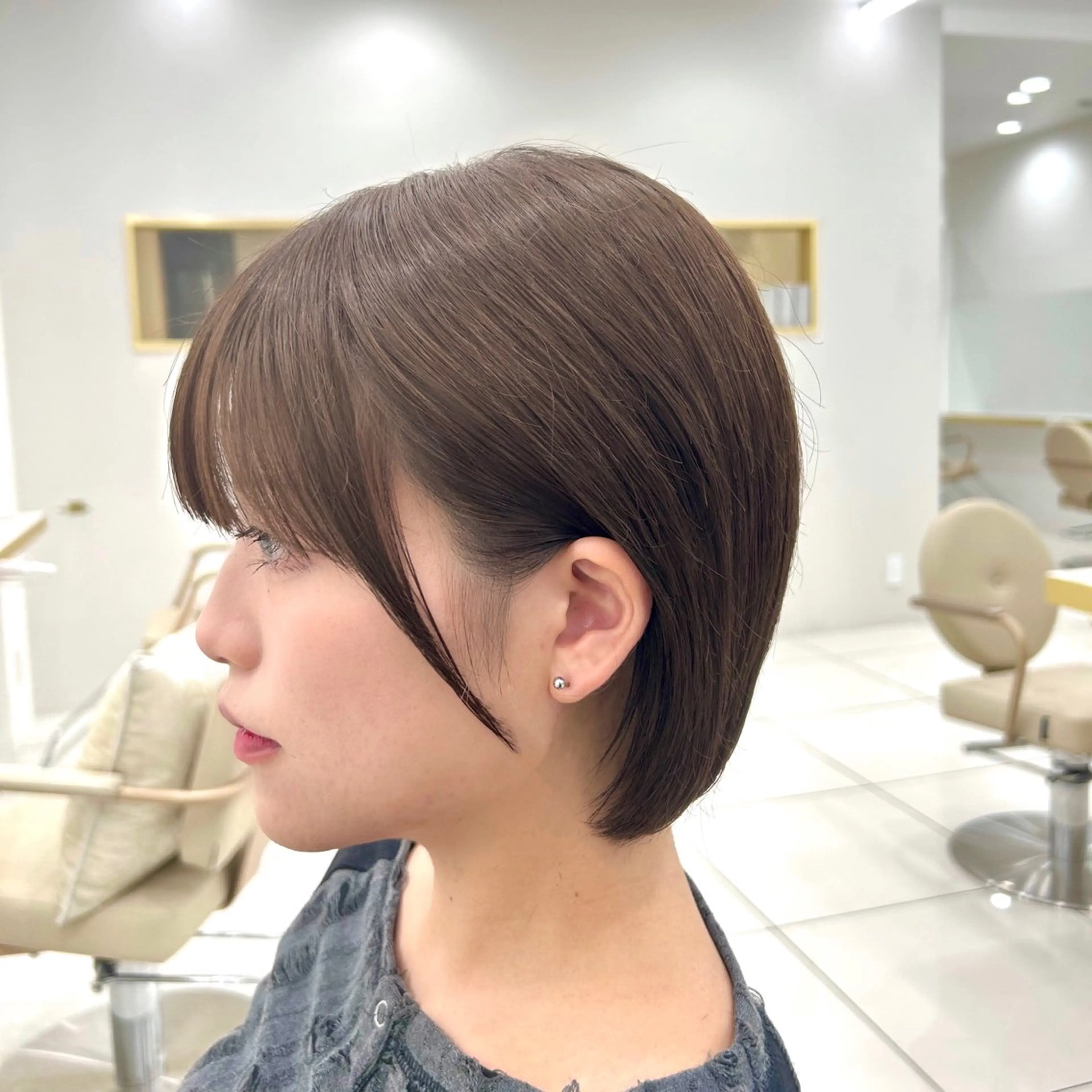 ショート 韓国顔まわり/前髪 /レイヤー/いつきのヘアスタイル