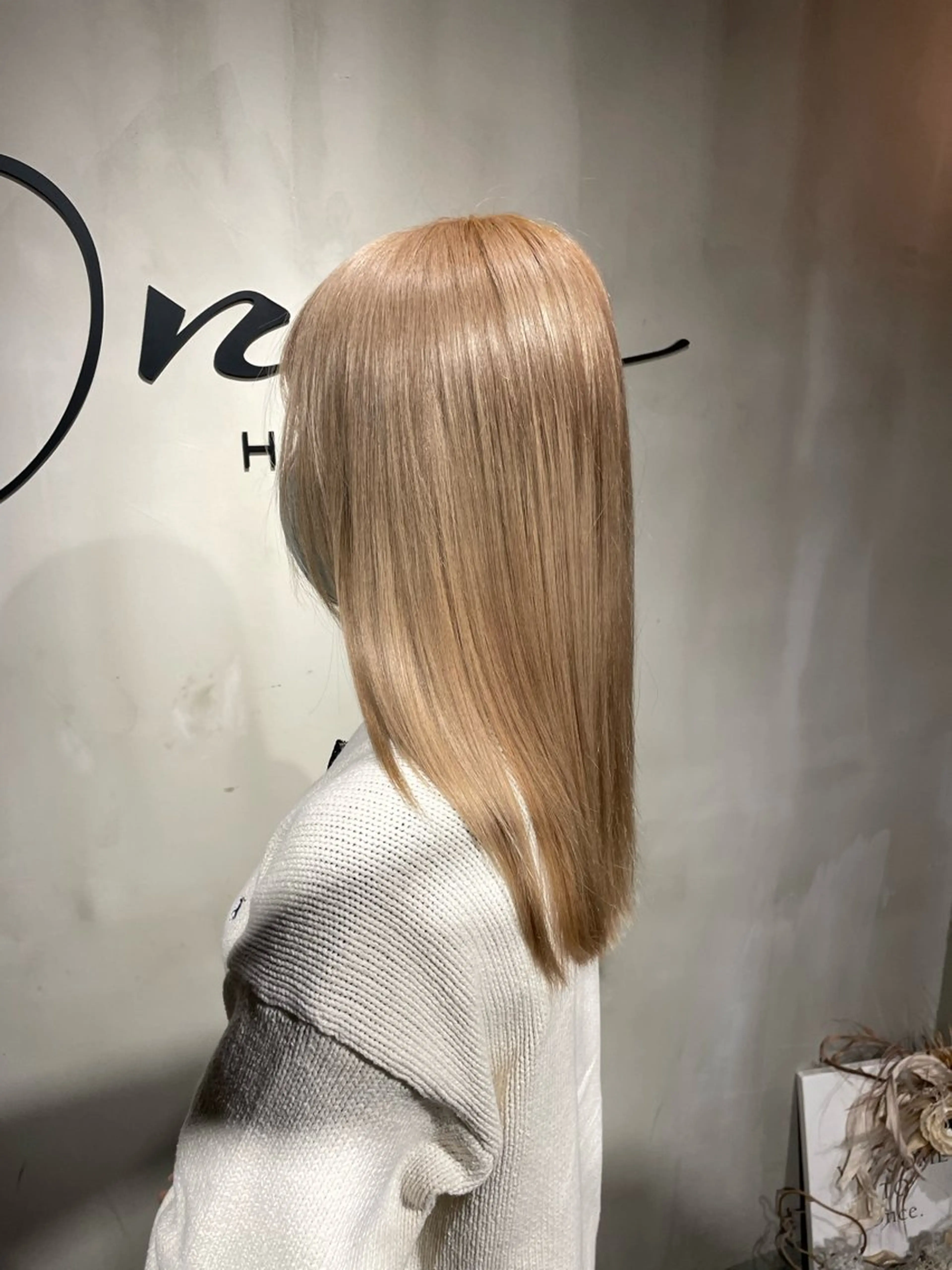 セミロング カラー ベージュカラー ブリーチ ミルクティーベージュ Once所属・🌐メンズカット 🌐Taketoのヘアスタイル