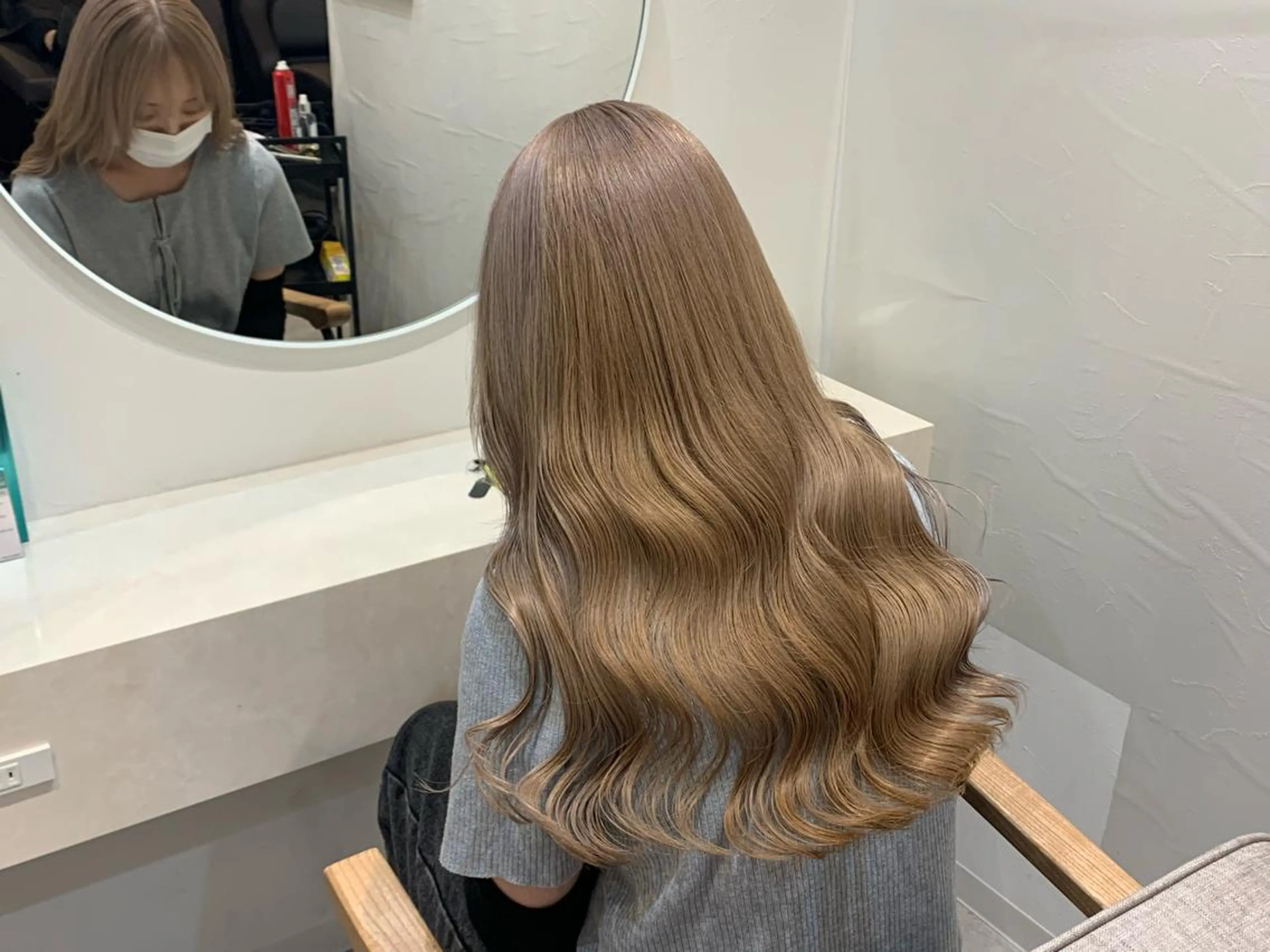 ロング カラー パーマ ヘアアレンジ メンズ キッズ ネイル マツエク・マツパ アイブロウ 🤍韓国風/艶髪🤍 鳥越美羽のヘアスタイル