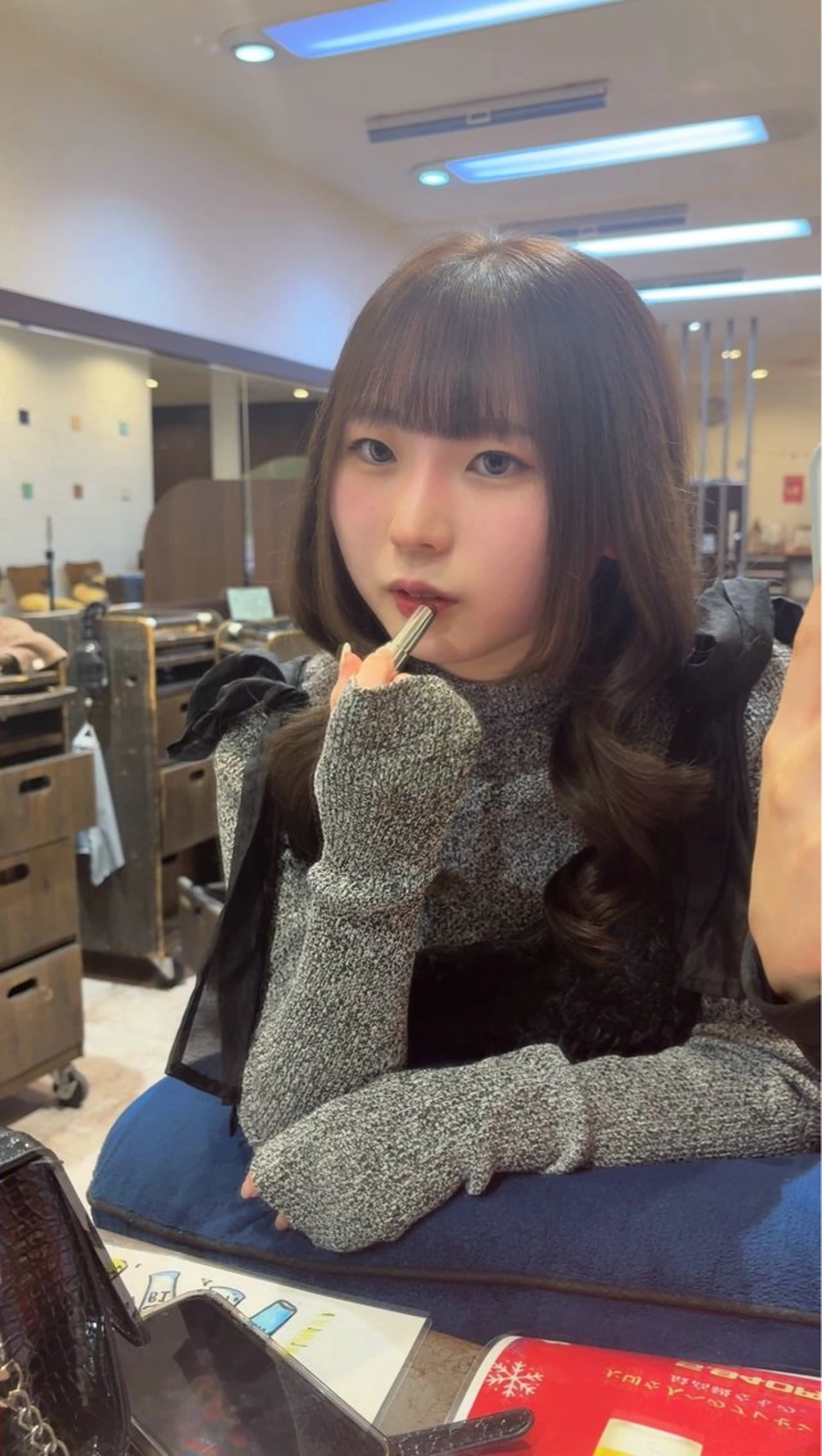 ロング カラー 姫カット 韓国風ヘア カット ヘアカラー 美容室ナイーブ所属・中田 美優のヘアスタイル