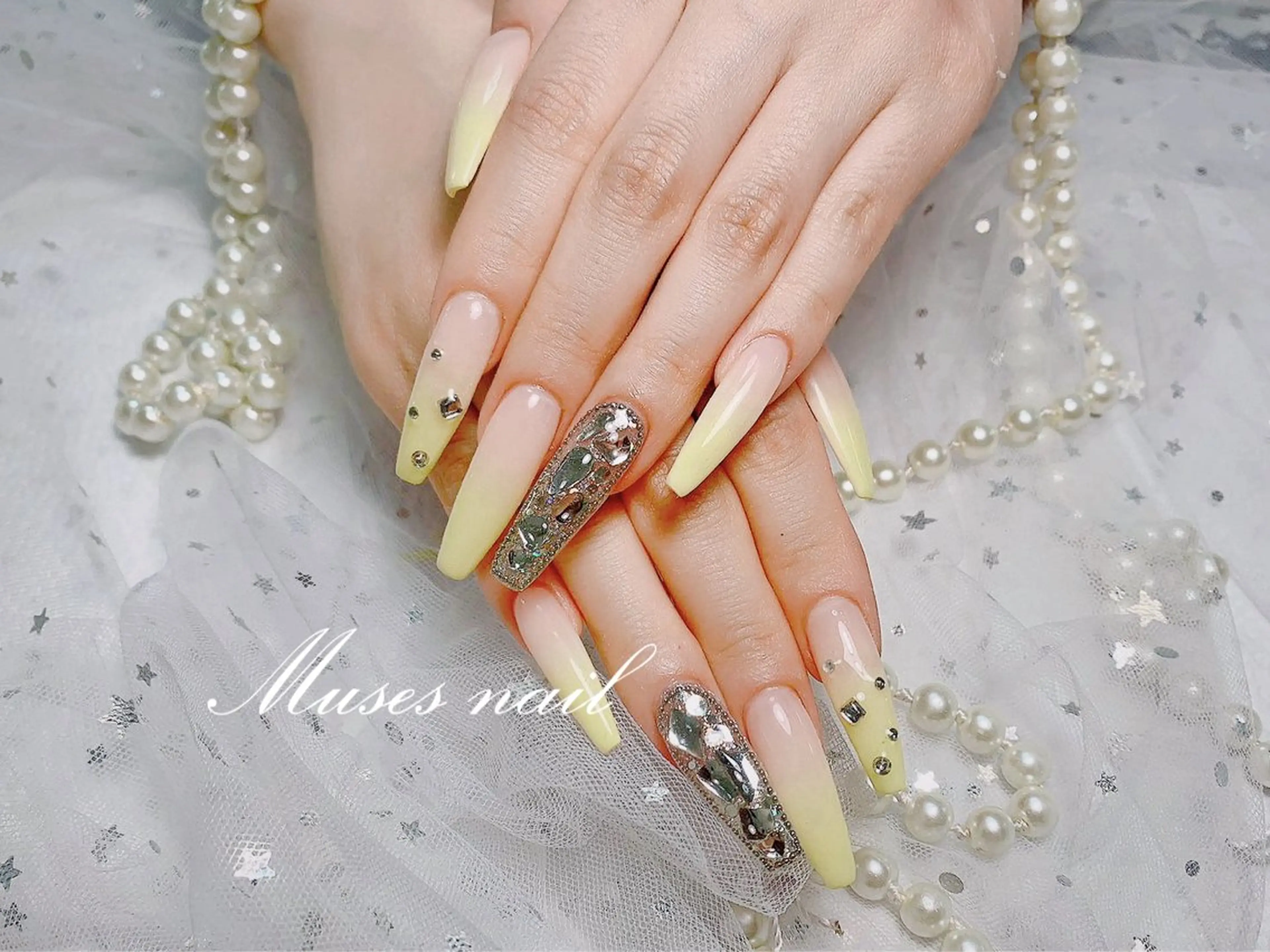 ネイル オーロラネイル チークネイル 長さ出し フレンチネイル ジェルネイル MUSES  NAIL  SALON所属・MUSES ネイルのネイルデザイン