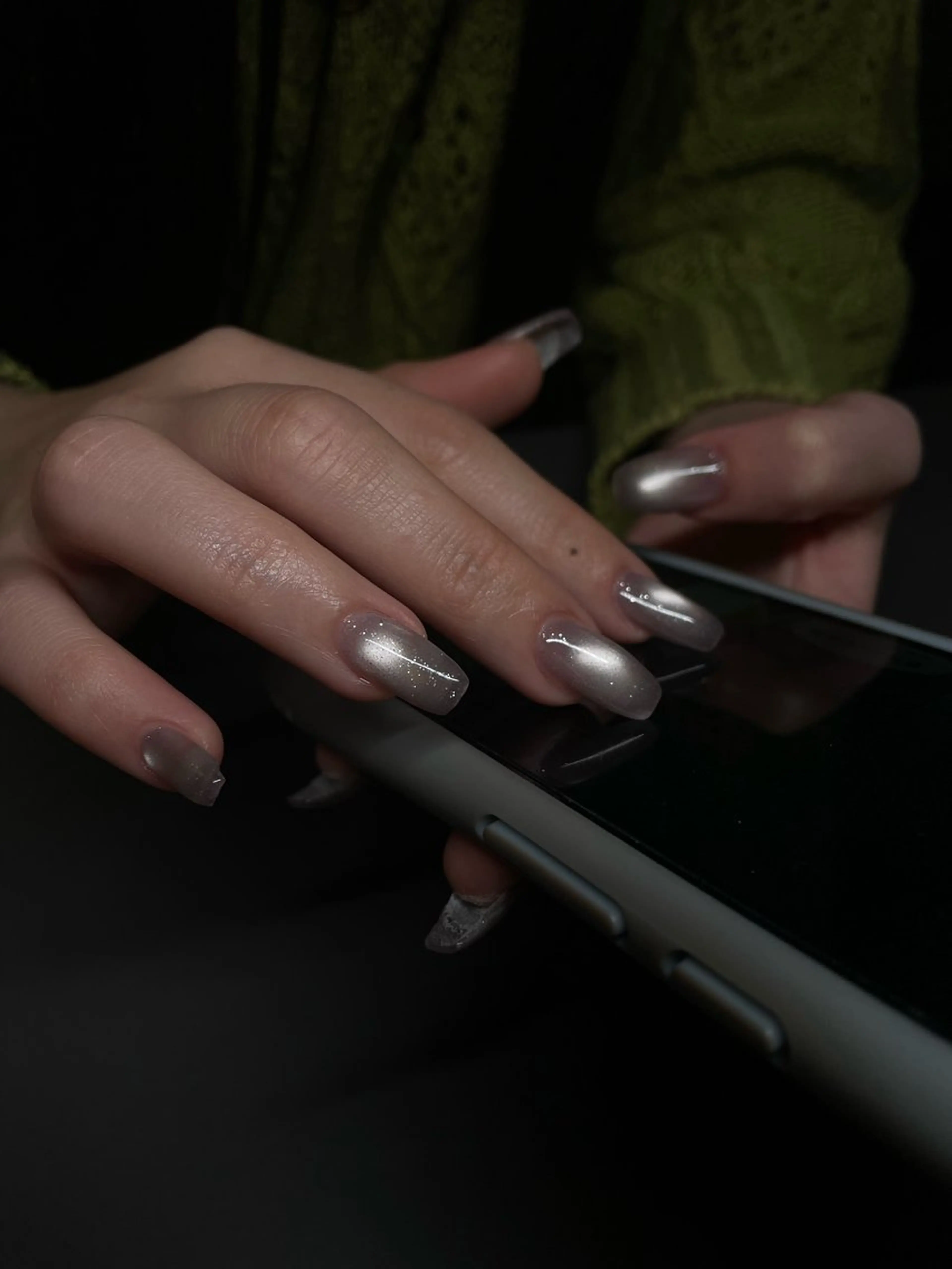 長さだし有りマグネットネイルの写真