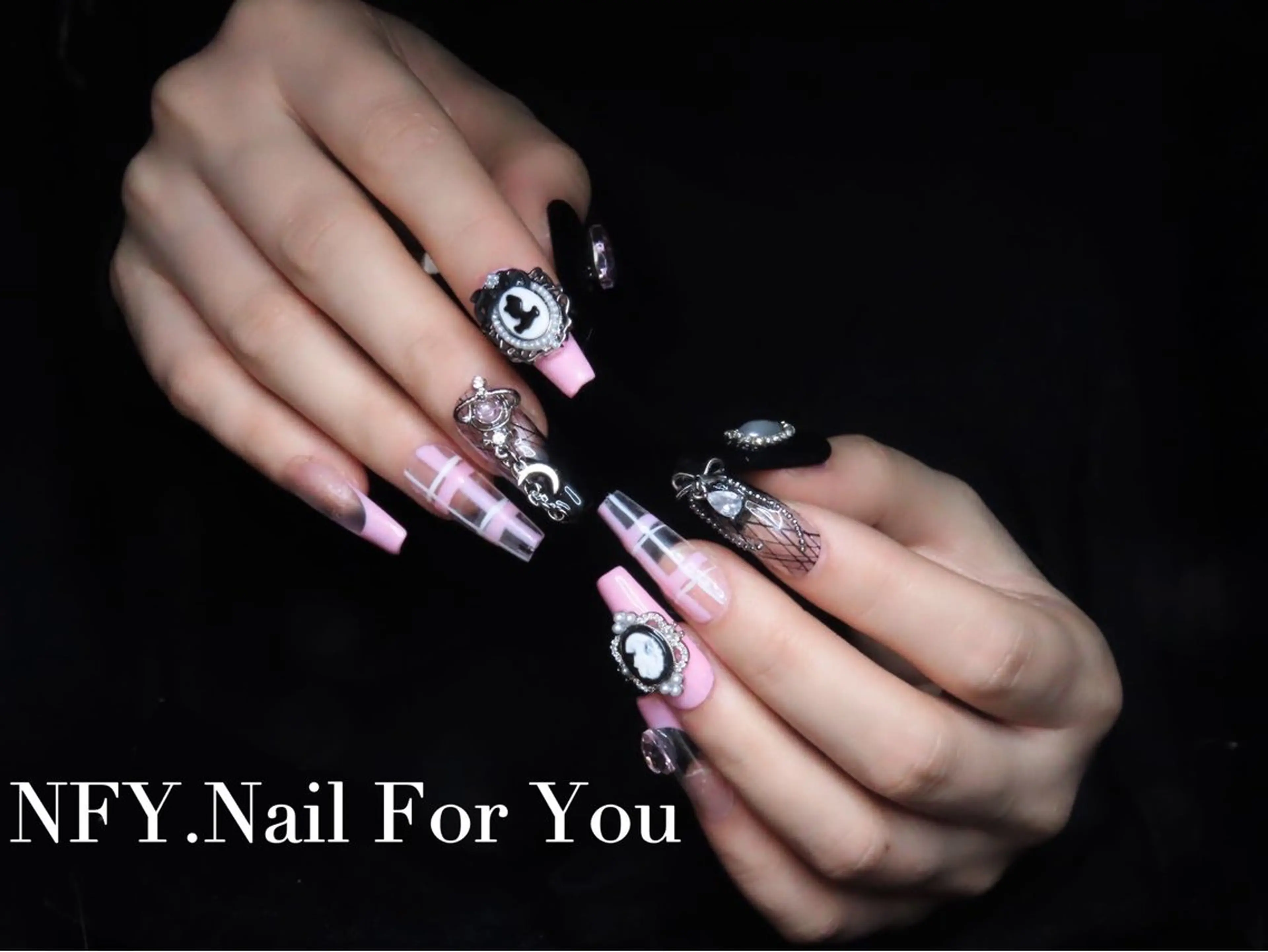 【💚定番💚】ぜいたく定額コース+長さだし10本無料➠15770円の写真