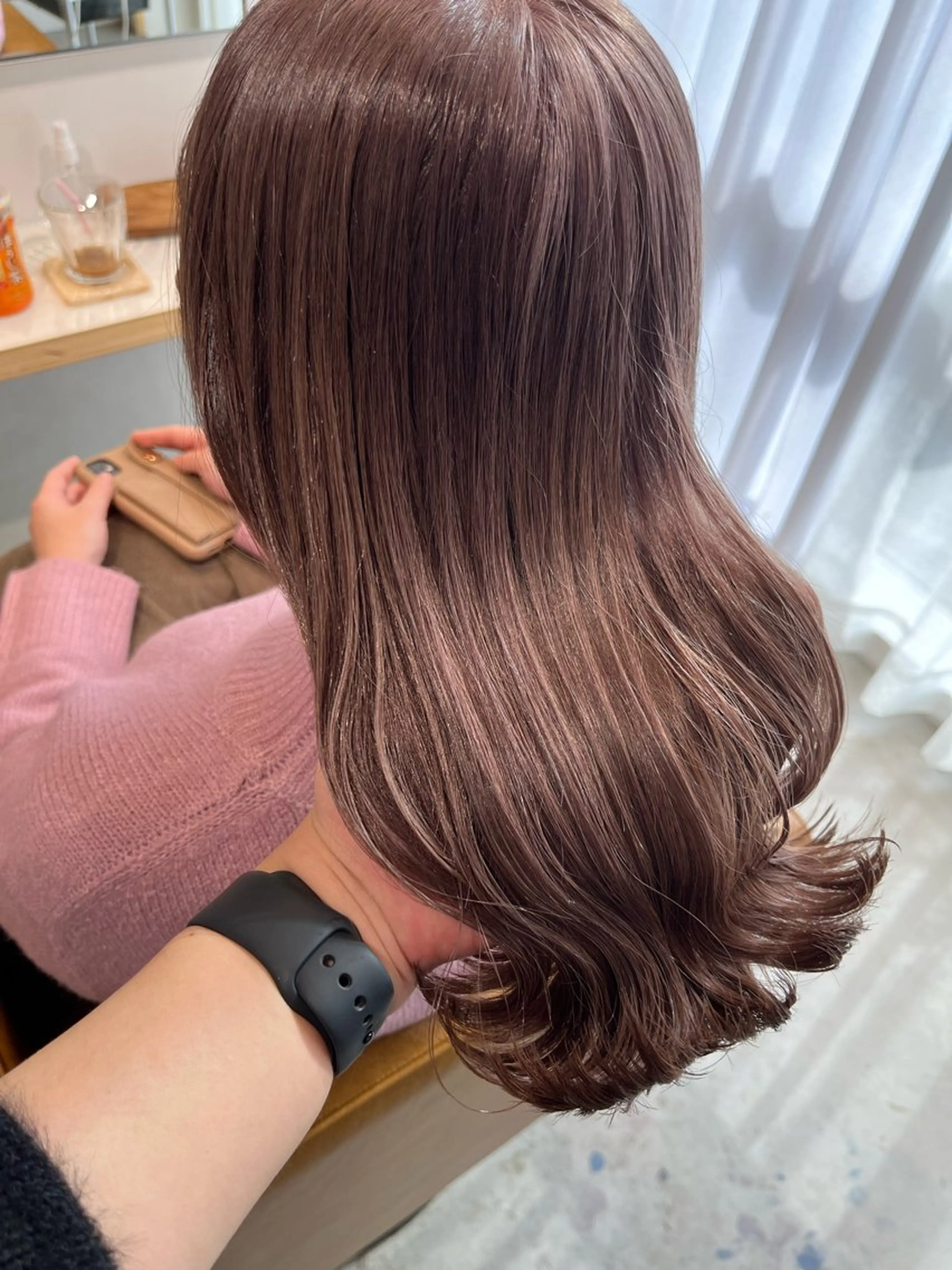 セミロング カラー 艶髪ブリーチ/レイヤ ー/竹本幸希のヘアスタイル