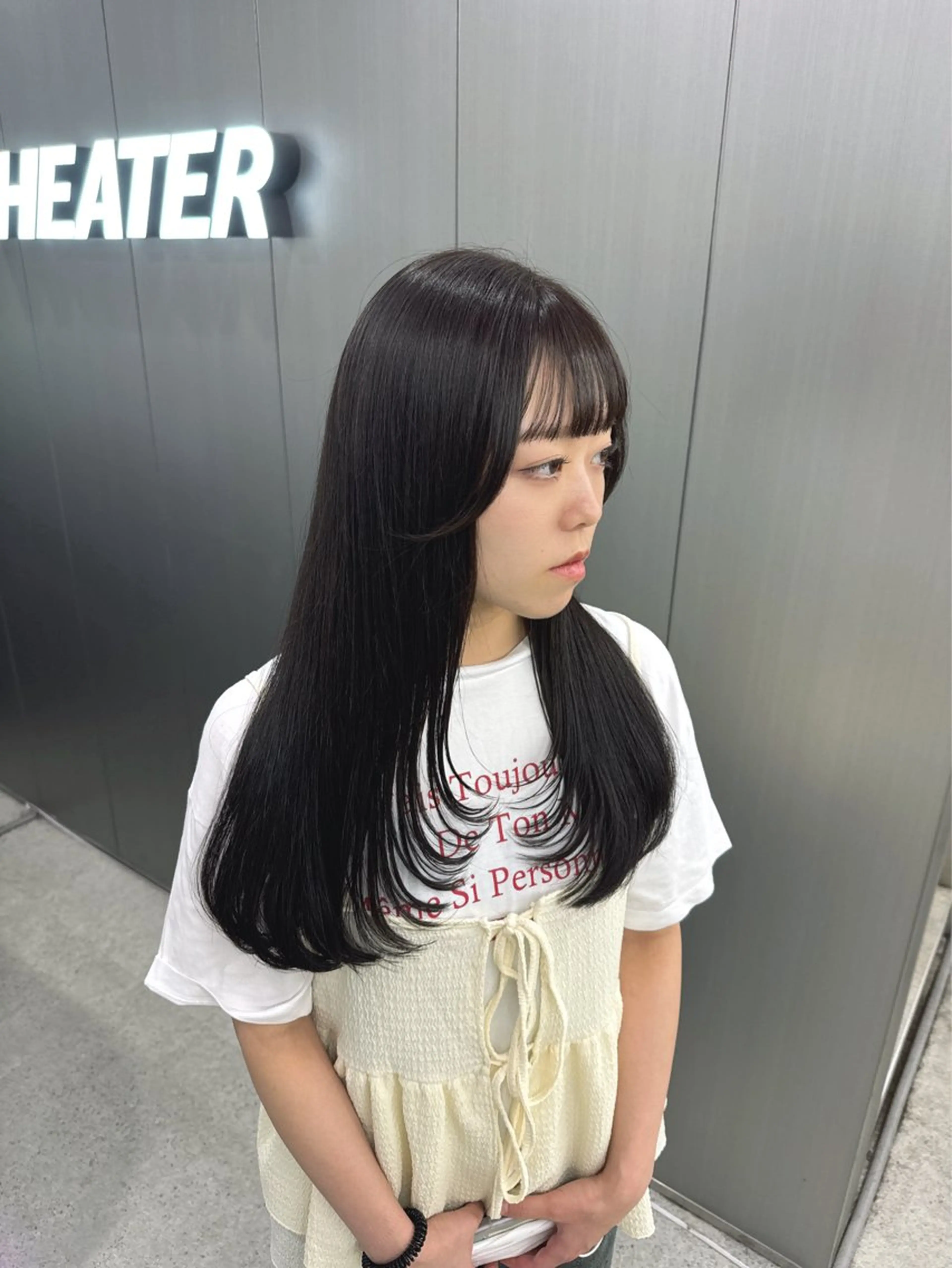 ロング カラー 暗髪🩶ラベンダー/ ブルー/ユウナ🤍のヘアスタイル