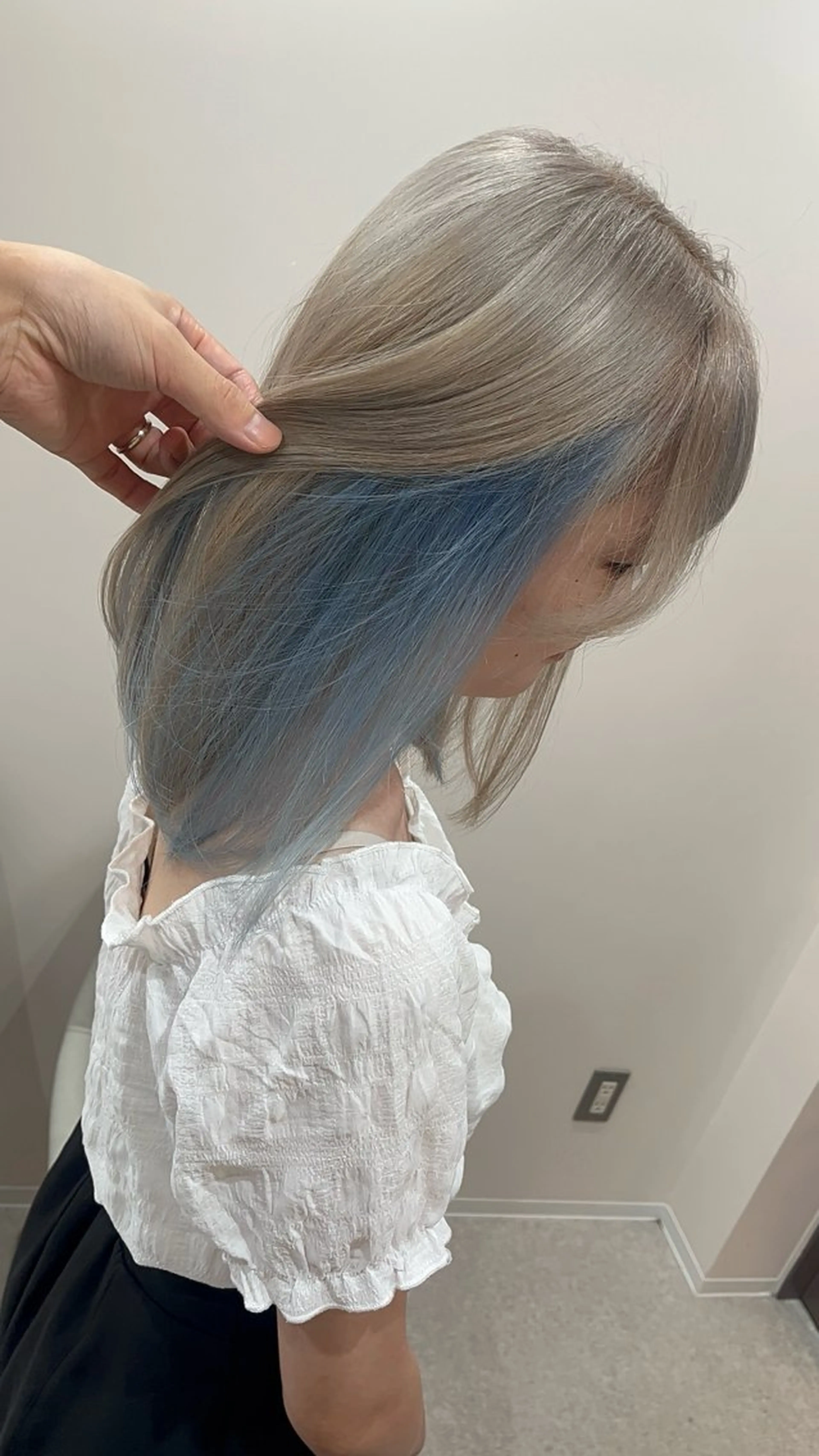 ミディアム カット ヘアカラー juhl/髪質改善/ 縮毛矯正/遠藤航平のヘアスタイル