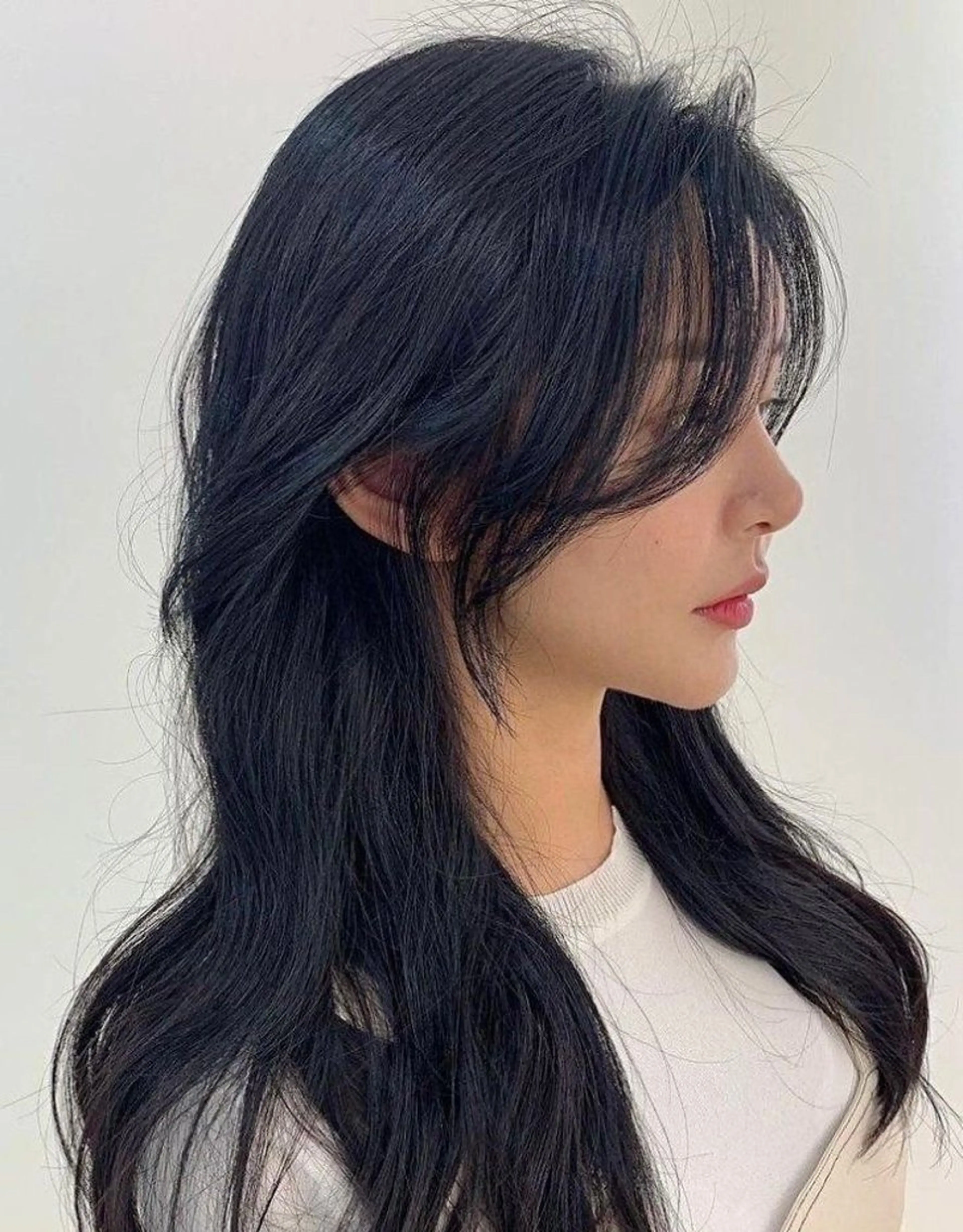 ミディアム R 横浜【アール】所属・ハイトーン/韓国 ヘア momo˚✧₊のヘアスタイル