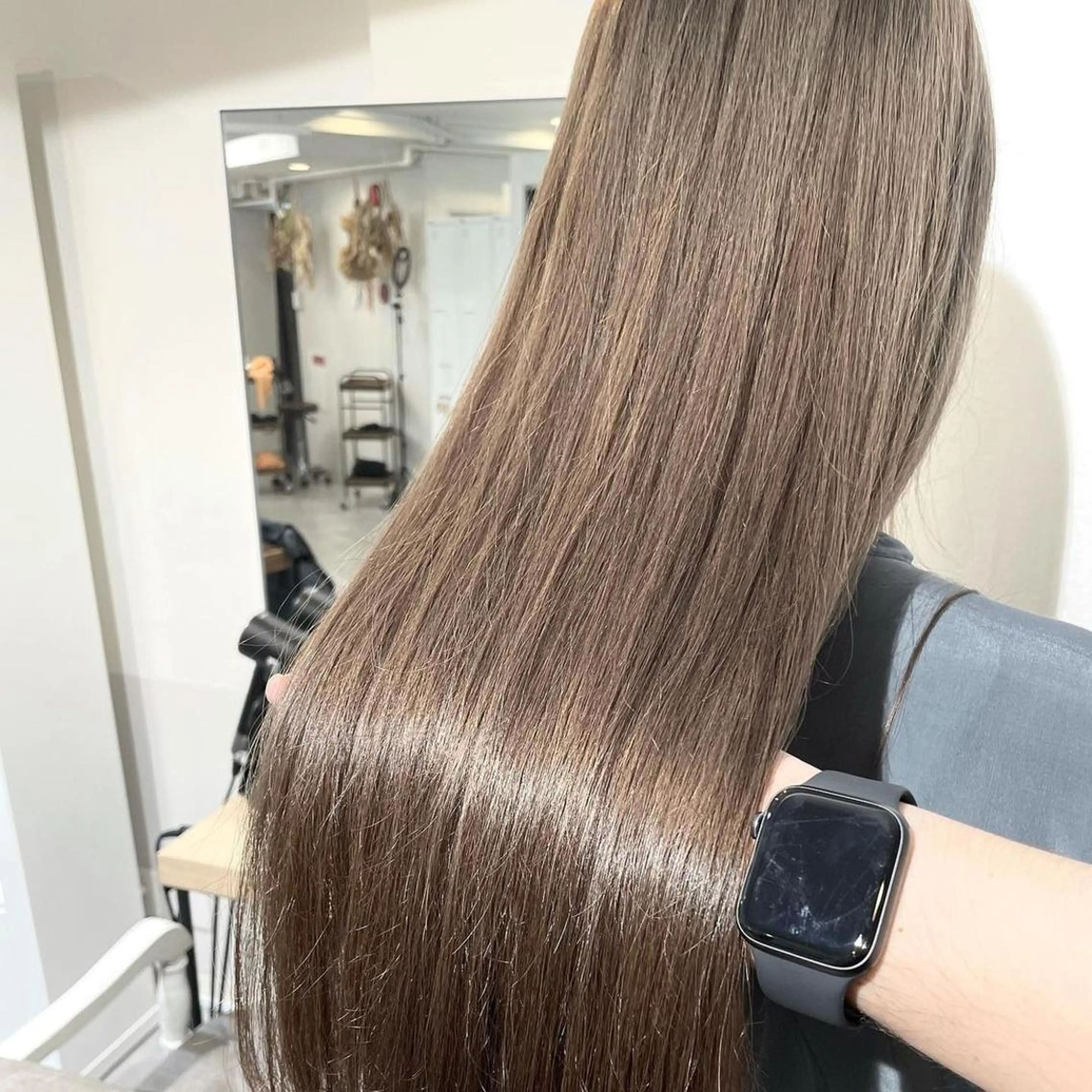 セミロング 髪質改善 Noe心斎橋店のヘアスタイル