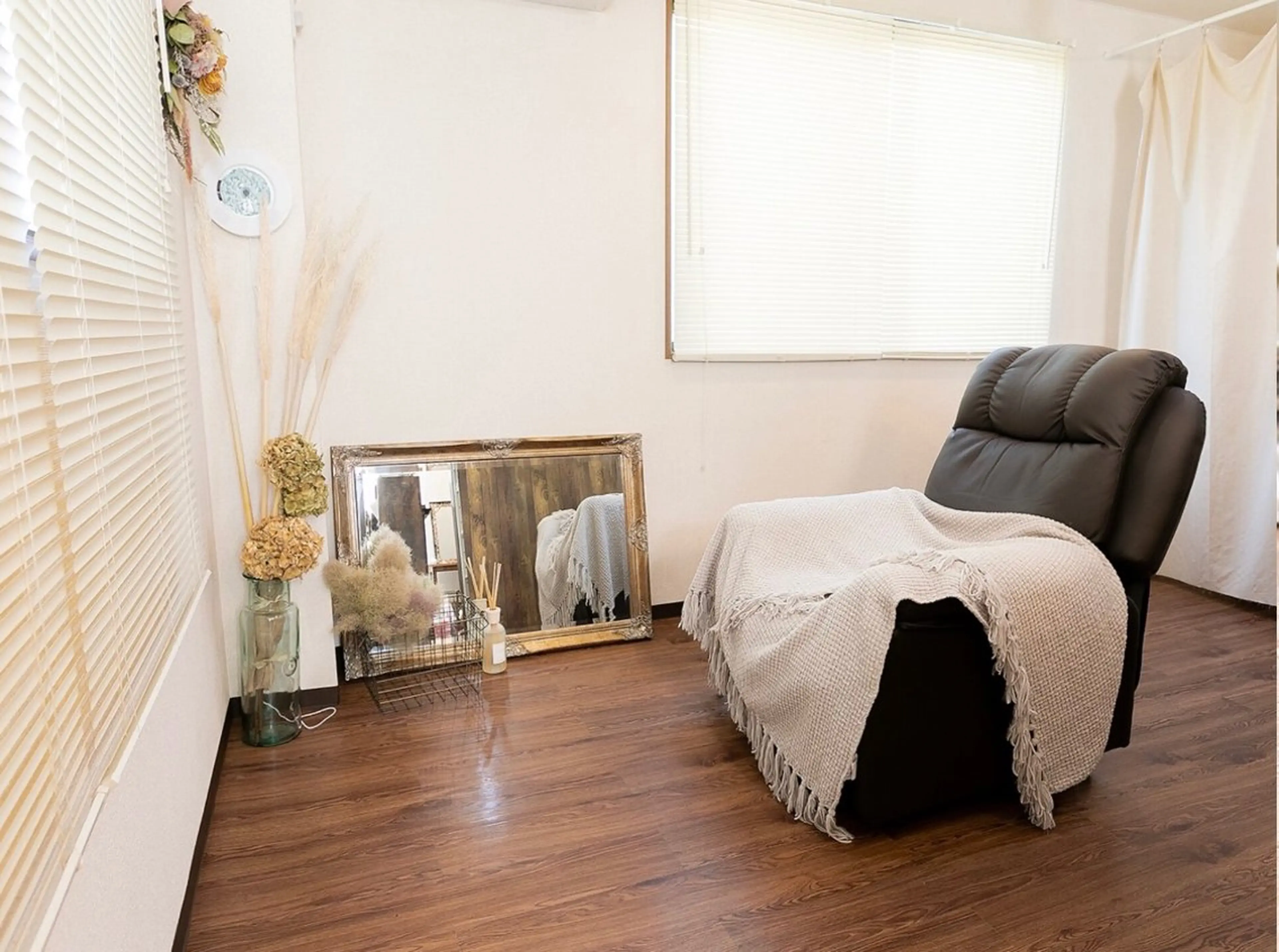 schon所属・schon 四日市のマツエク・マツパデザイン