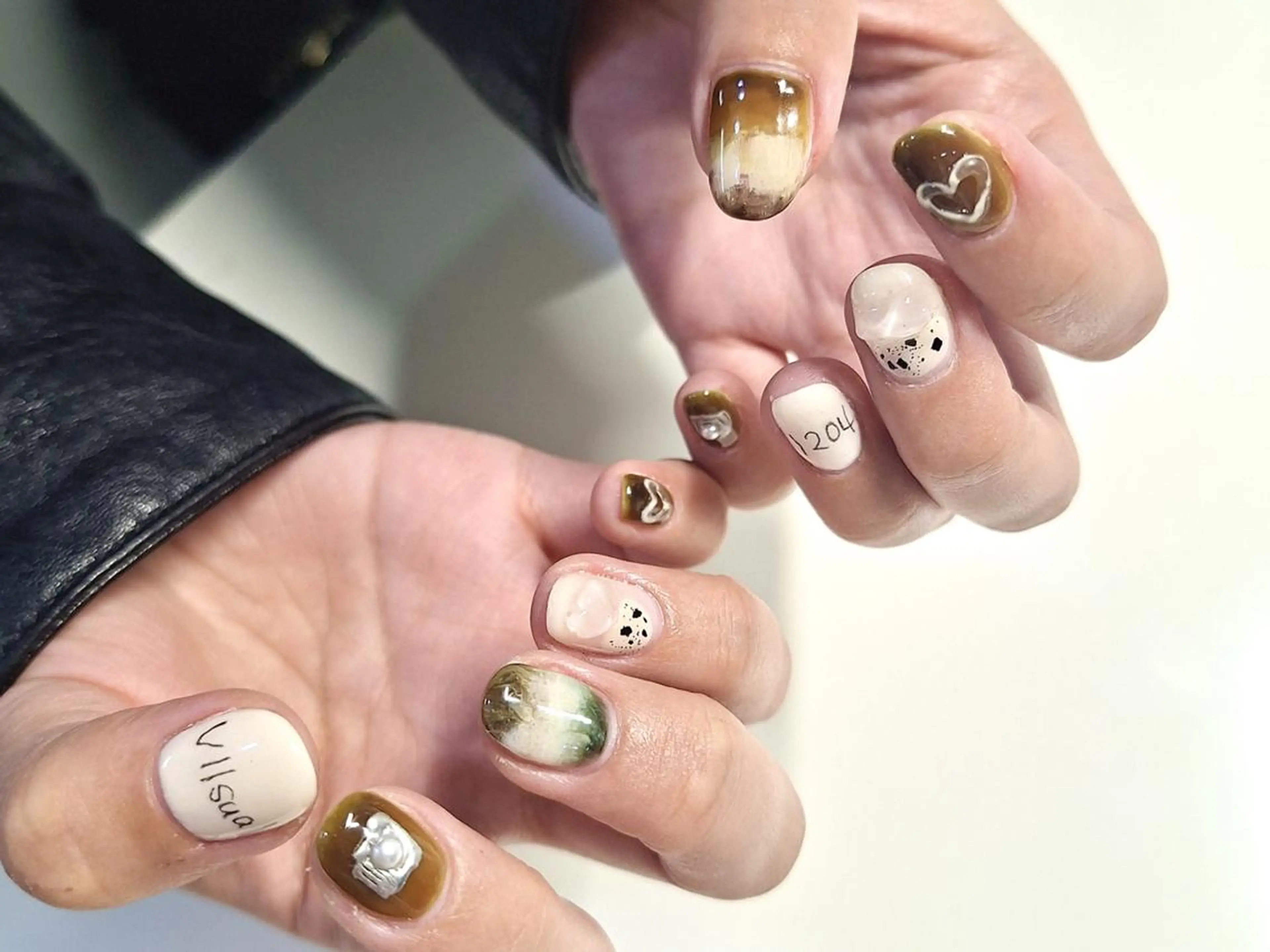 ネイル ジェルネイル 韓国ネイル ニュアンスネイル ワンホンネイル nailstudio eviz新宿店のネイルデザイン