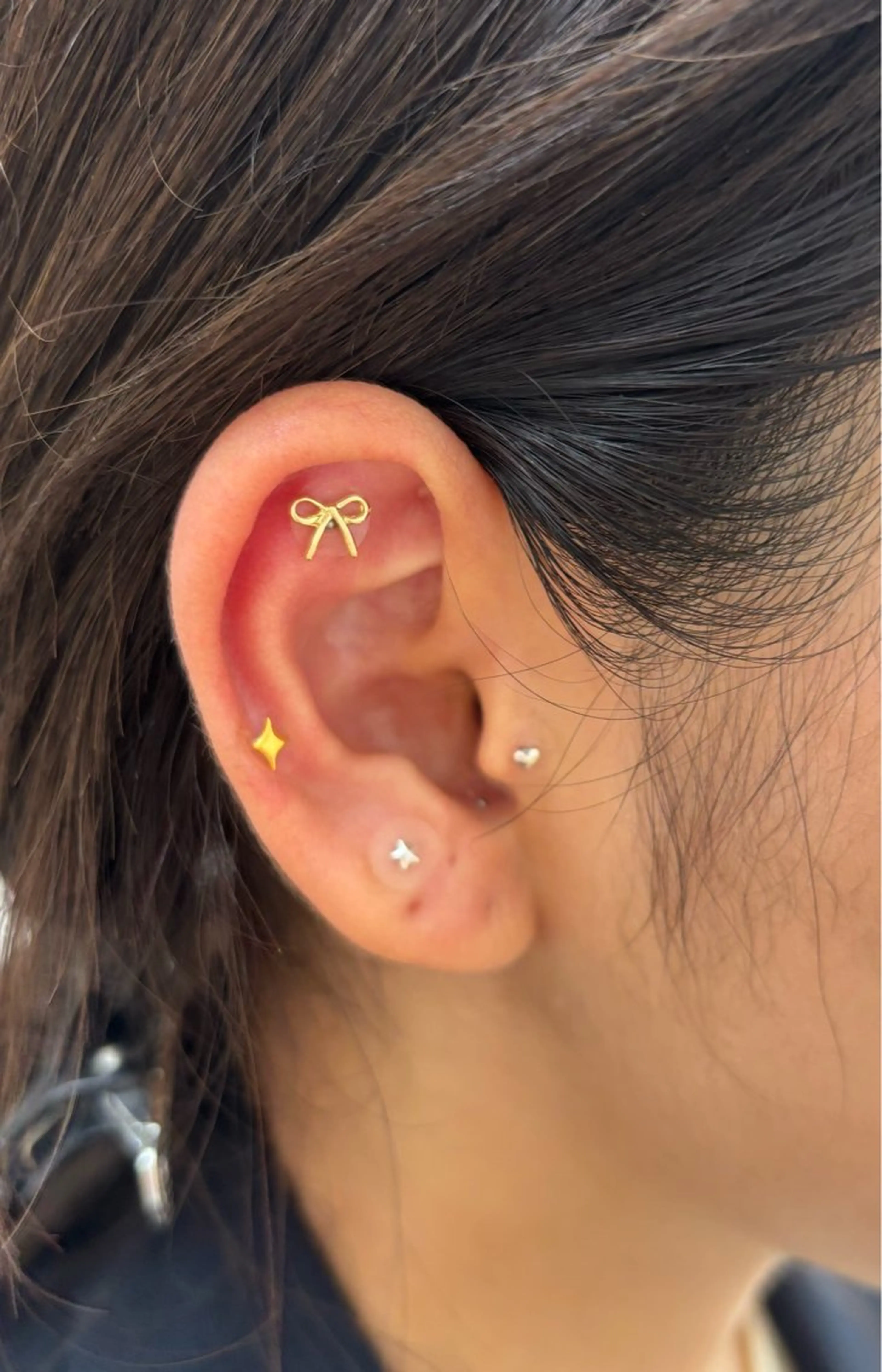 🆕オシャレに健康と美容サポート♪【両耳パーツあり8個まででシンプル好きさんにオススメ！】耳ツボジュエリー👂💎の写真