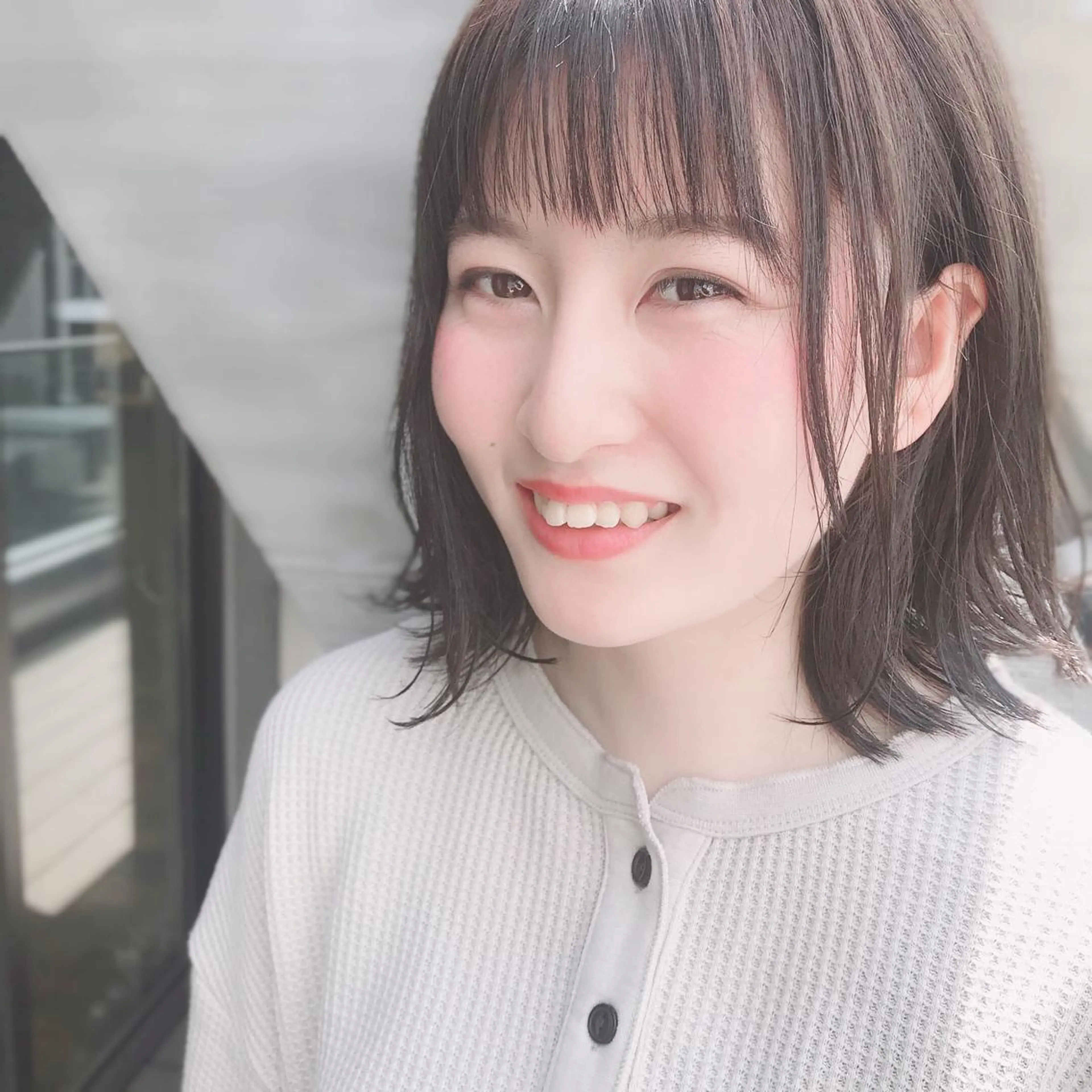 ミディアム 外ハネヘア カット ヘアカラー パーマ 縮毛矯正 トリートメント エクステ ヘッドスパ ヘアセット マーゴ  by ガーデン浦和 margaux by garden所属・ヒラヤマ ユウスケのヘアスタイル