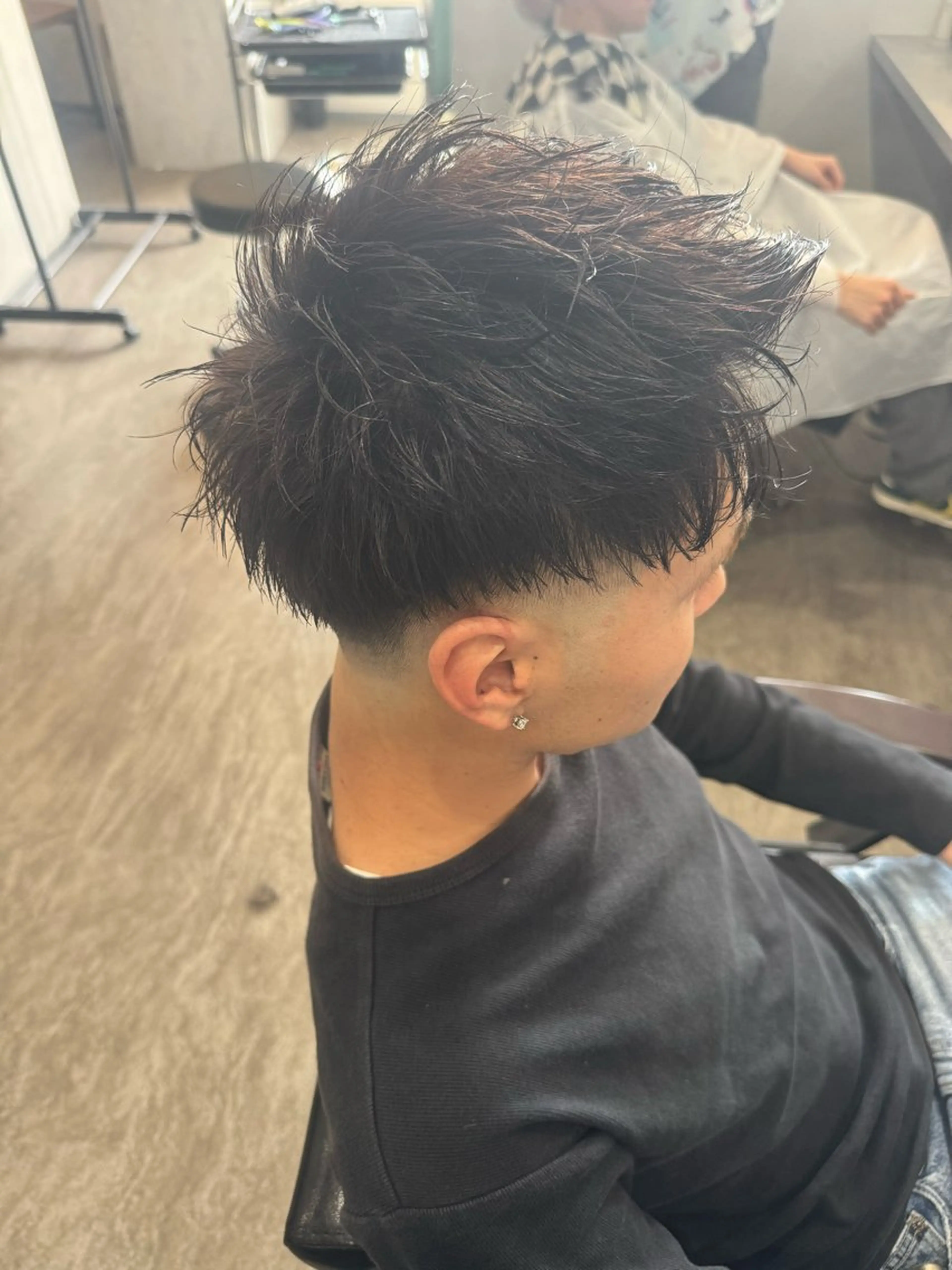ショート メンズ フェードカット カット 鈴木 陸のヘアスタイル
