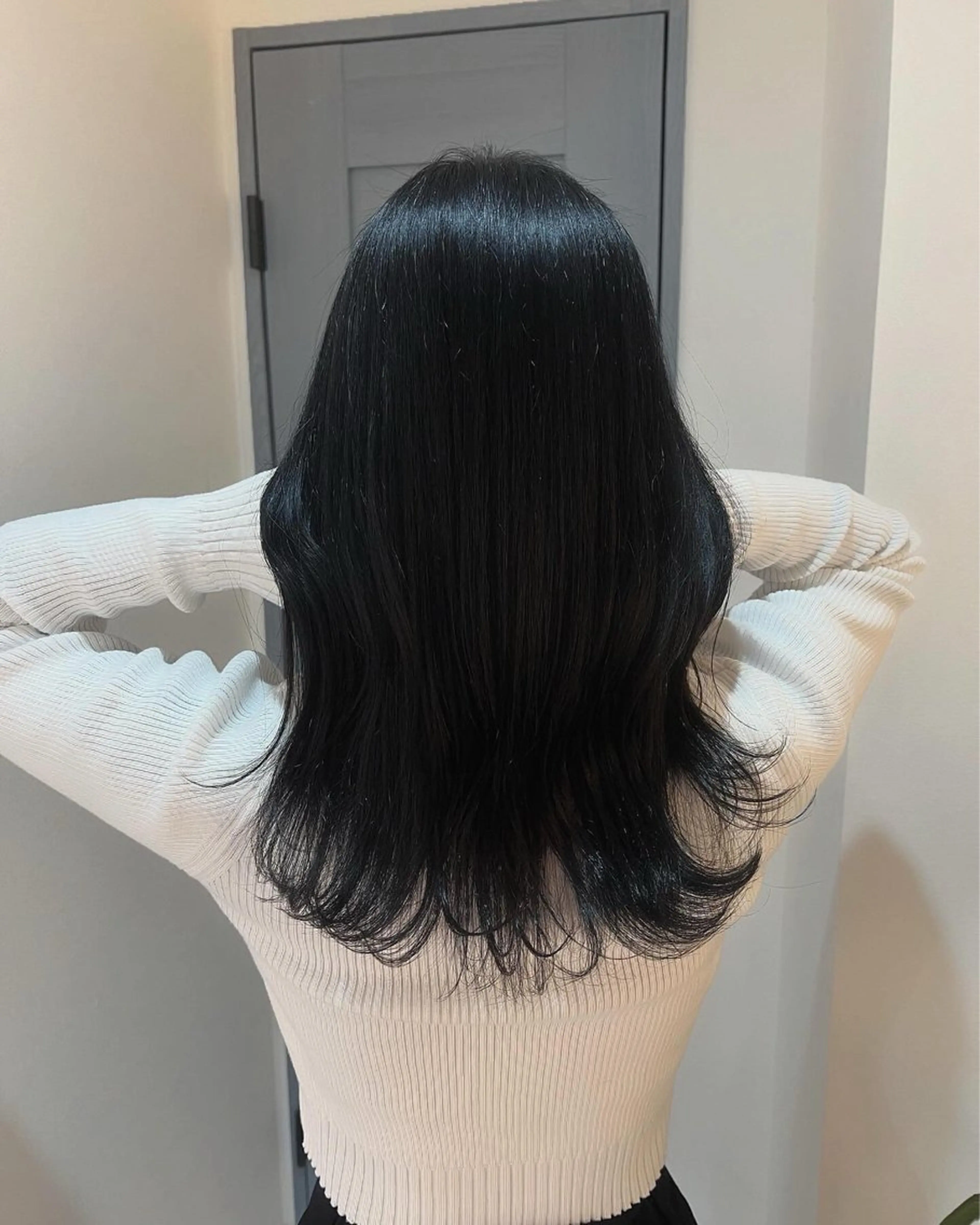 セミロング Mirror'所属・ショート/韓国ヘア 押本恵一のヘアスタイル