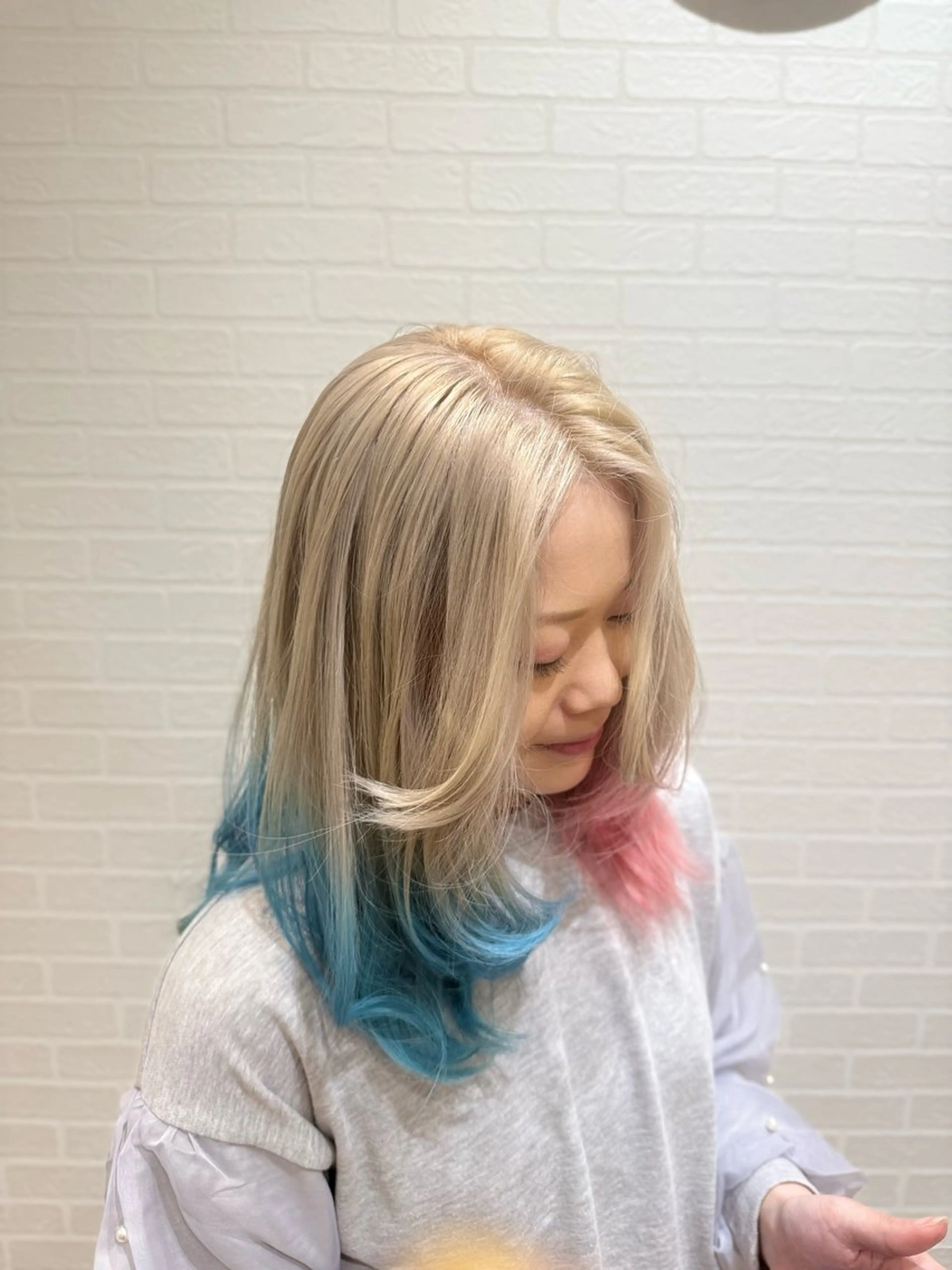 セミロング レイヤーカット 美容室vif所属・サイラ /vif hairのヘアスタイル