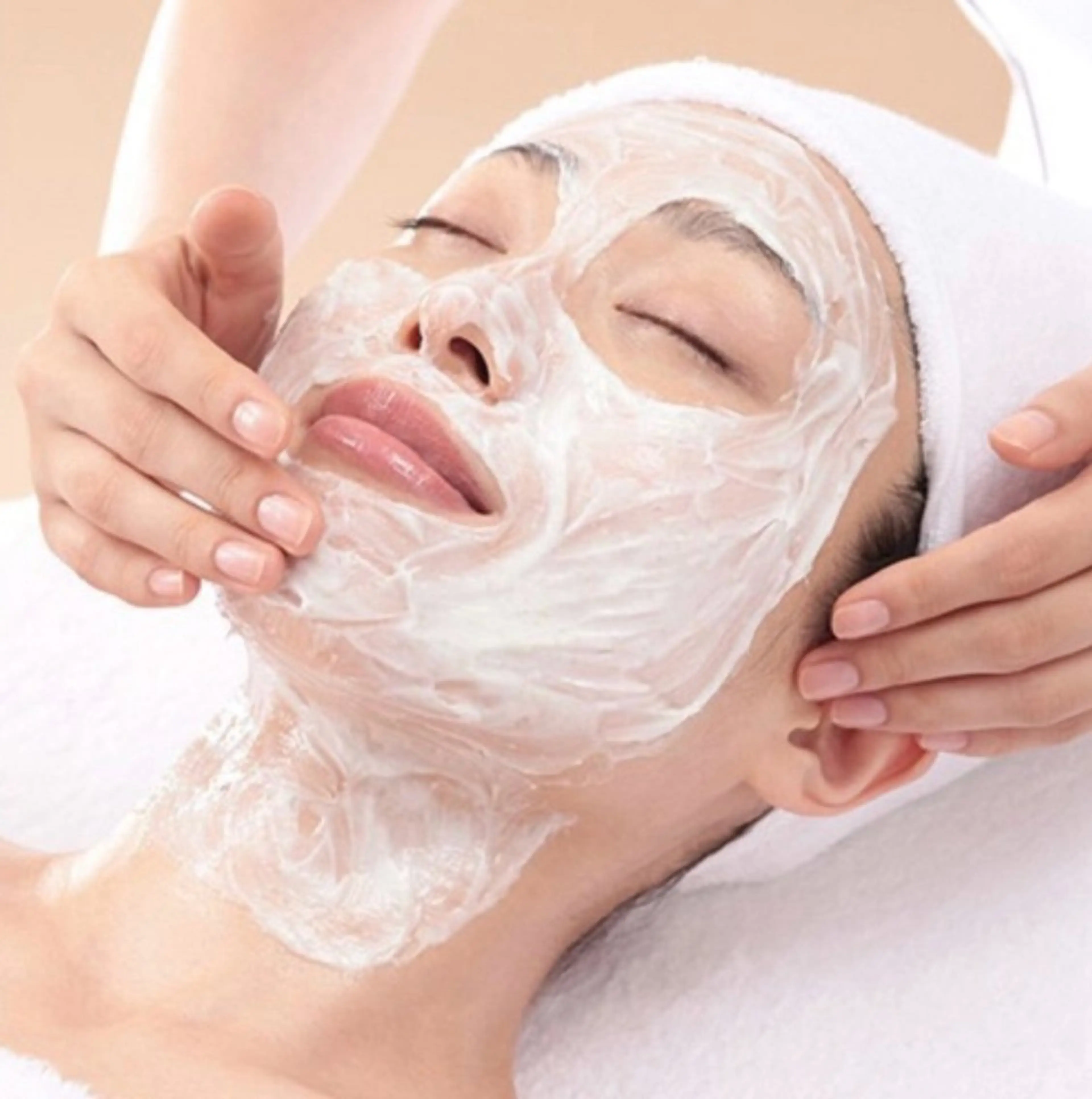 【毛穴・紫外線ダメージケア】アドバンスコース50分＋ホワイトニングケアパック10分🤍徹底美白の写真