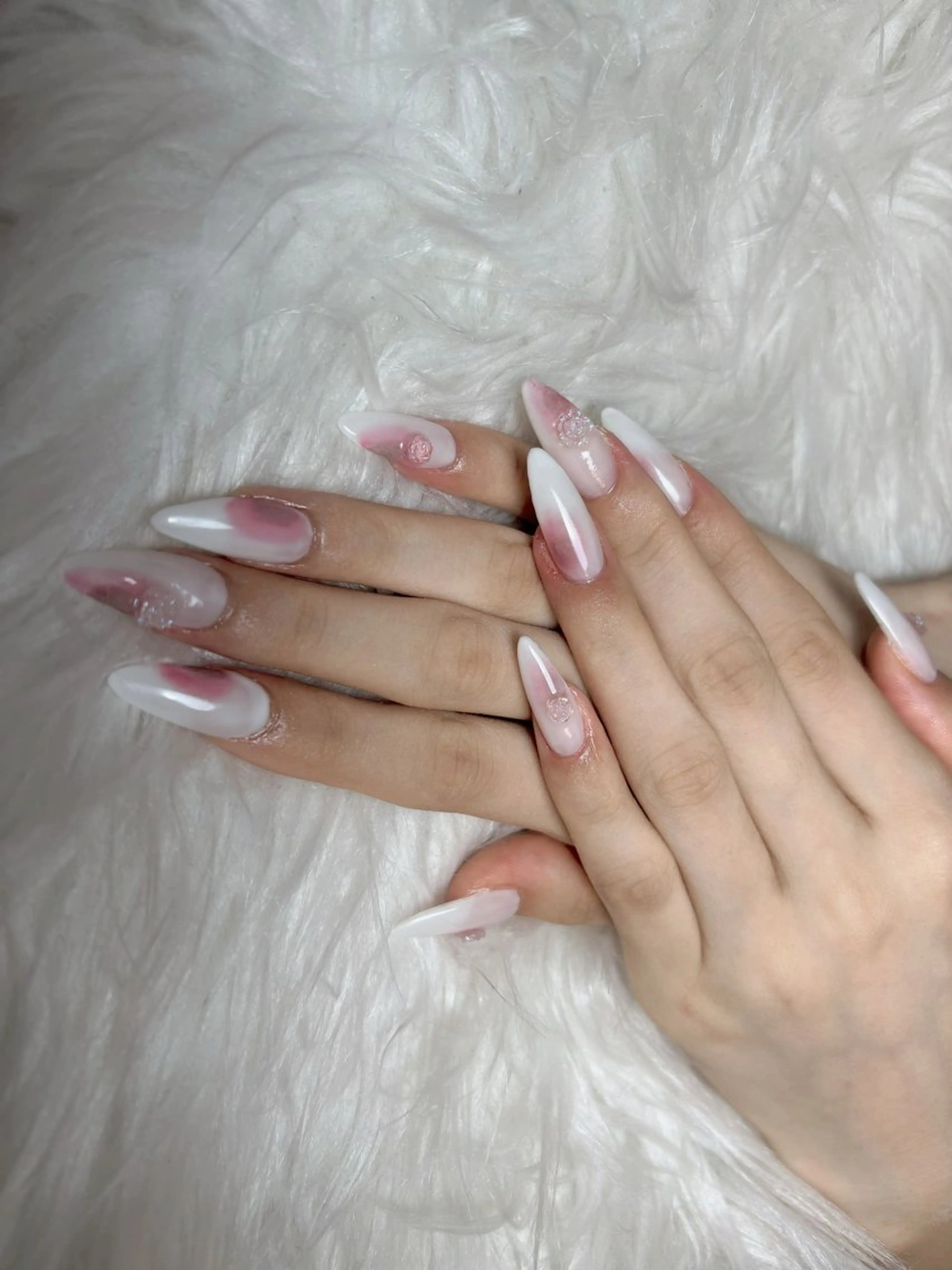 ネイル H3 Nail Tsuki🦋💙のネイルデザイン