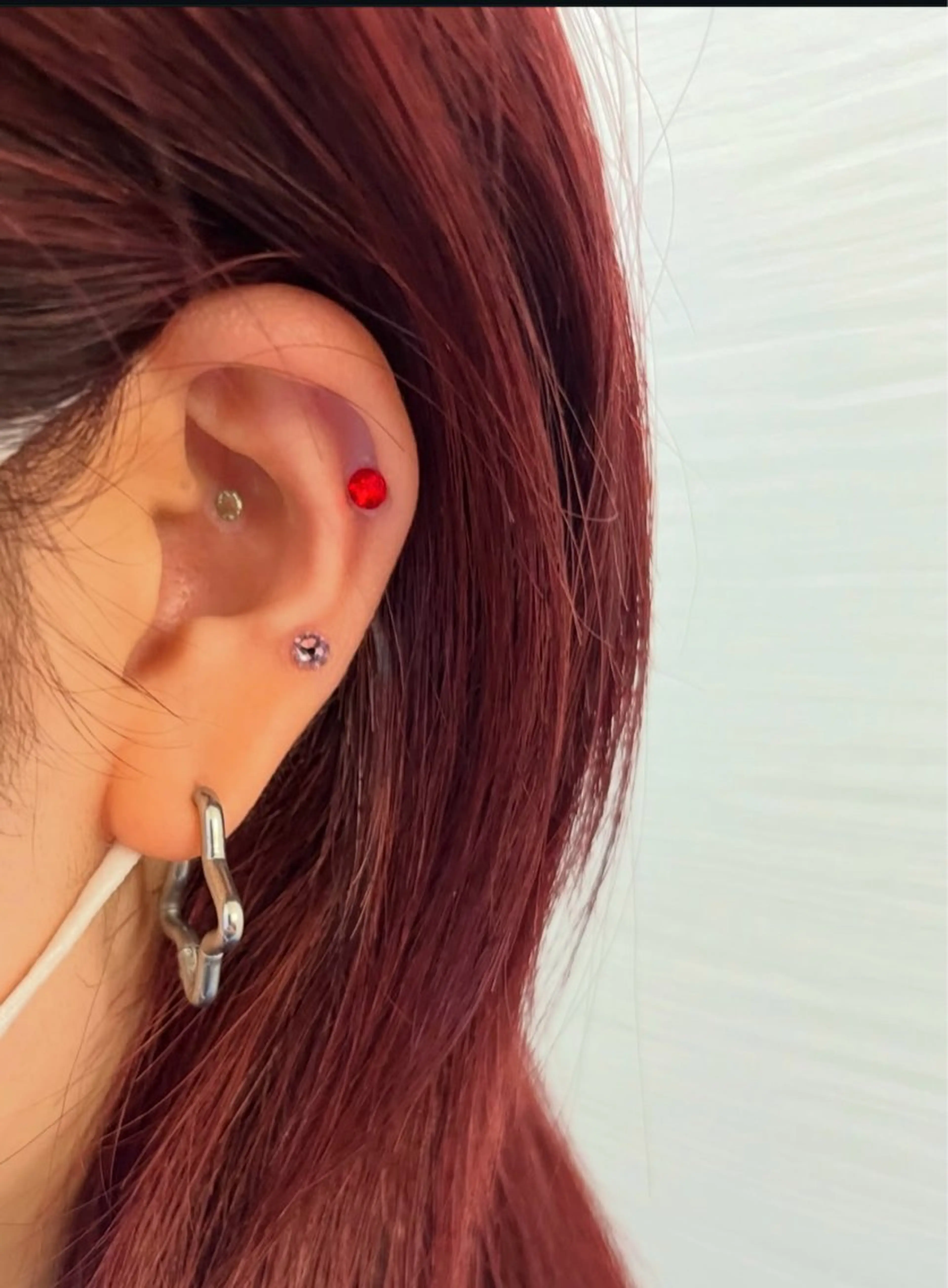 耳ツボｼﾞｭｴﾘｰ💎　1つにつき¥600​〜​の写真