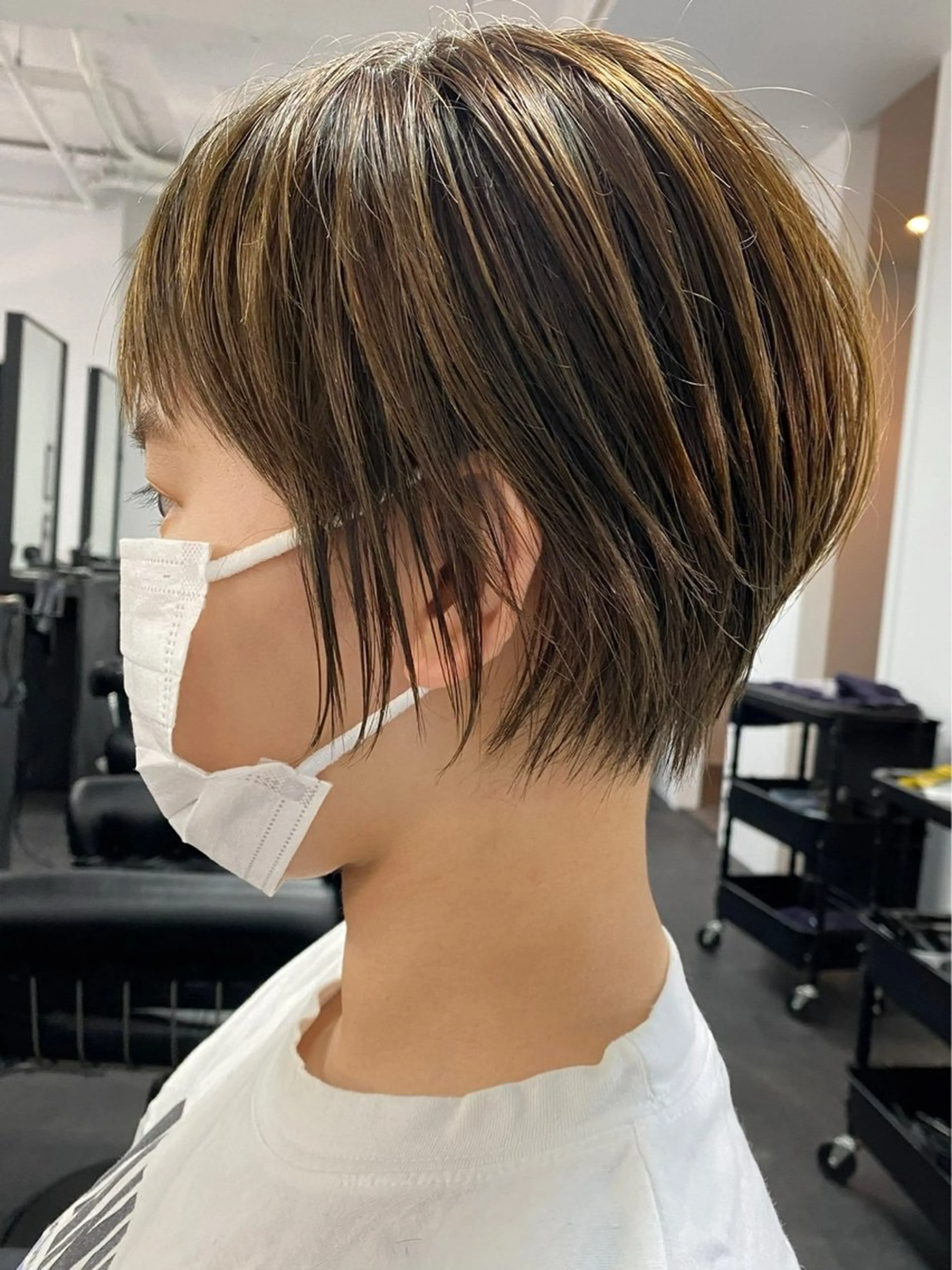 ショート ショートヘア comeghead 琴音のヘアスタイル