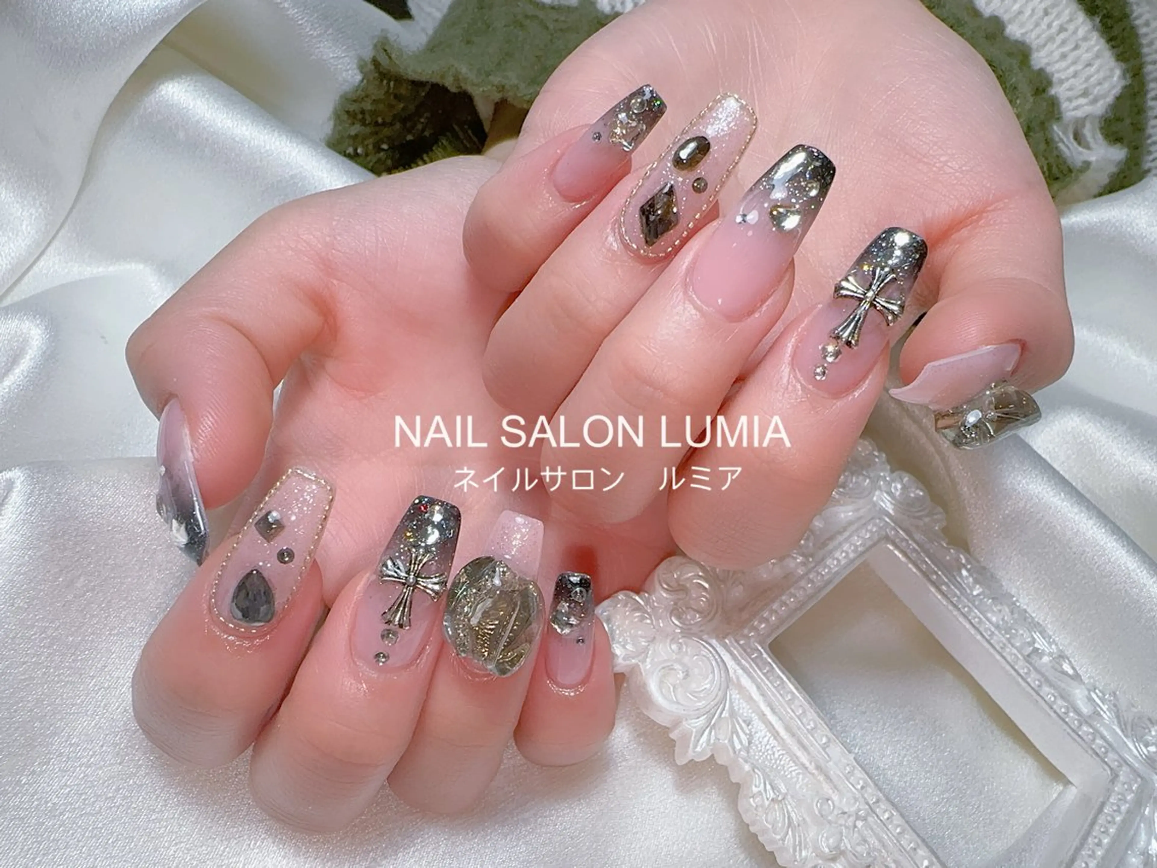 ネイル ハンドネイル ネイルサロン ルミア Lumia 店長のネイルデザイン