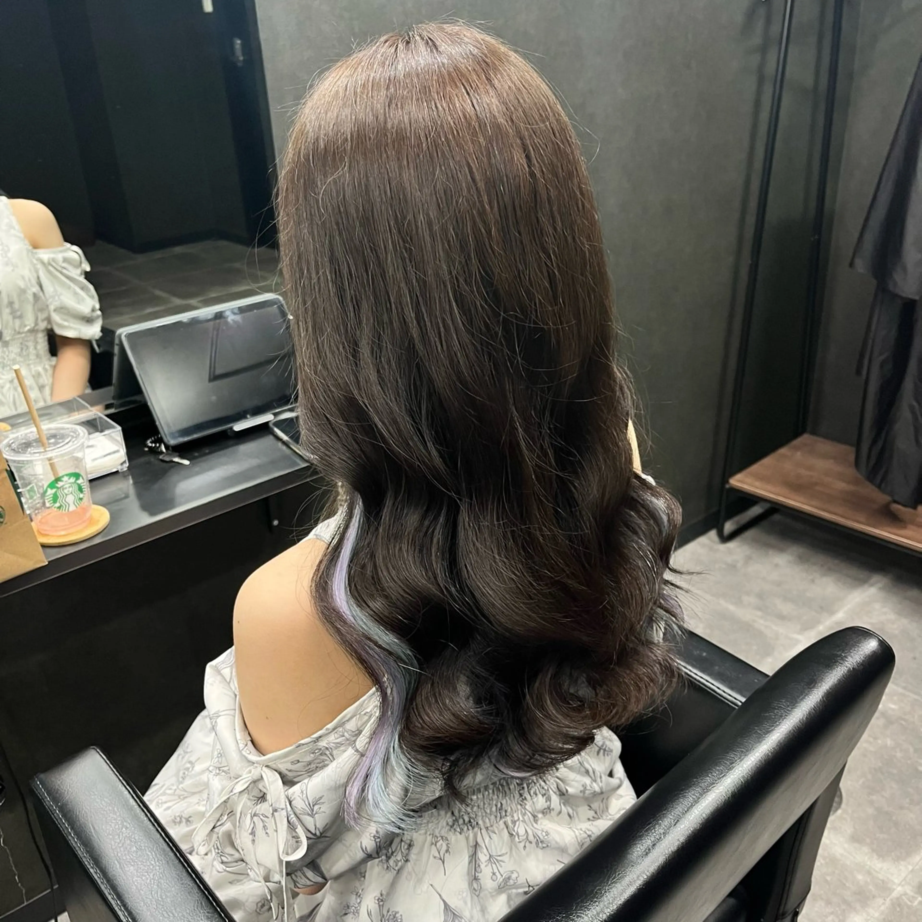 ロング カラー ハイライトカラー インナーカラー エクステ ハイライト 福岡 天神 大名 エクステ.miu🦊のヘアスタイル