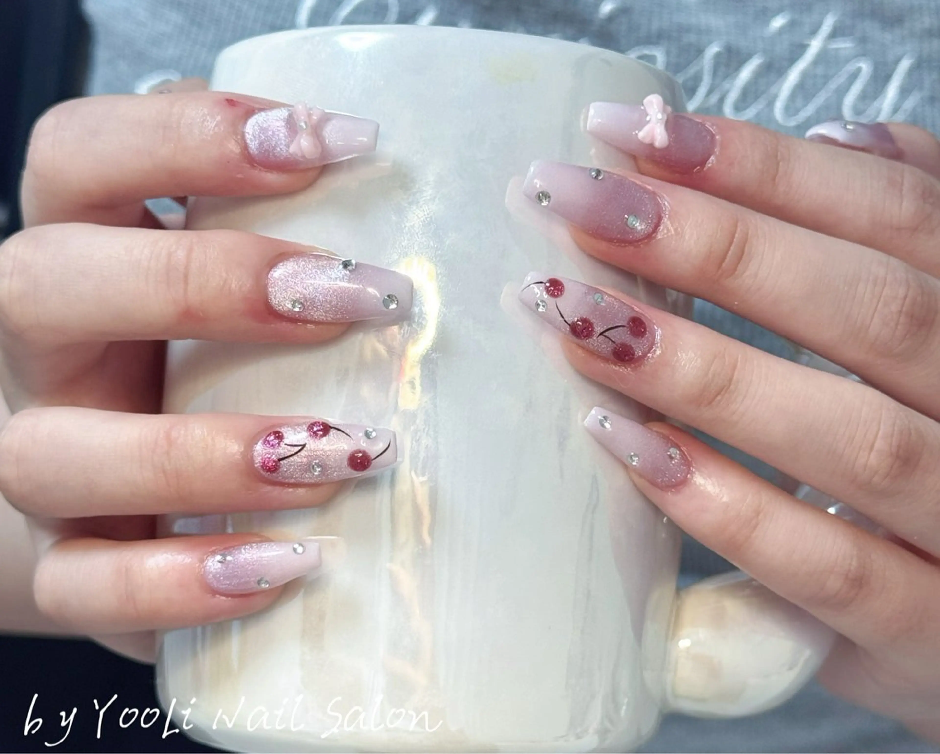 ネイル アートネイル オーロラネイル チークネイル フレンチネイル ガラスフレンチ ハンドネイル 🎀🎀YooLi Nail Salonのネイルデザイン