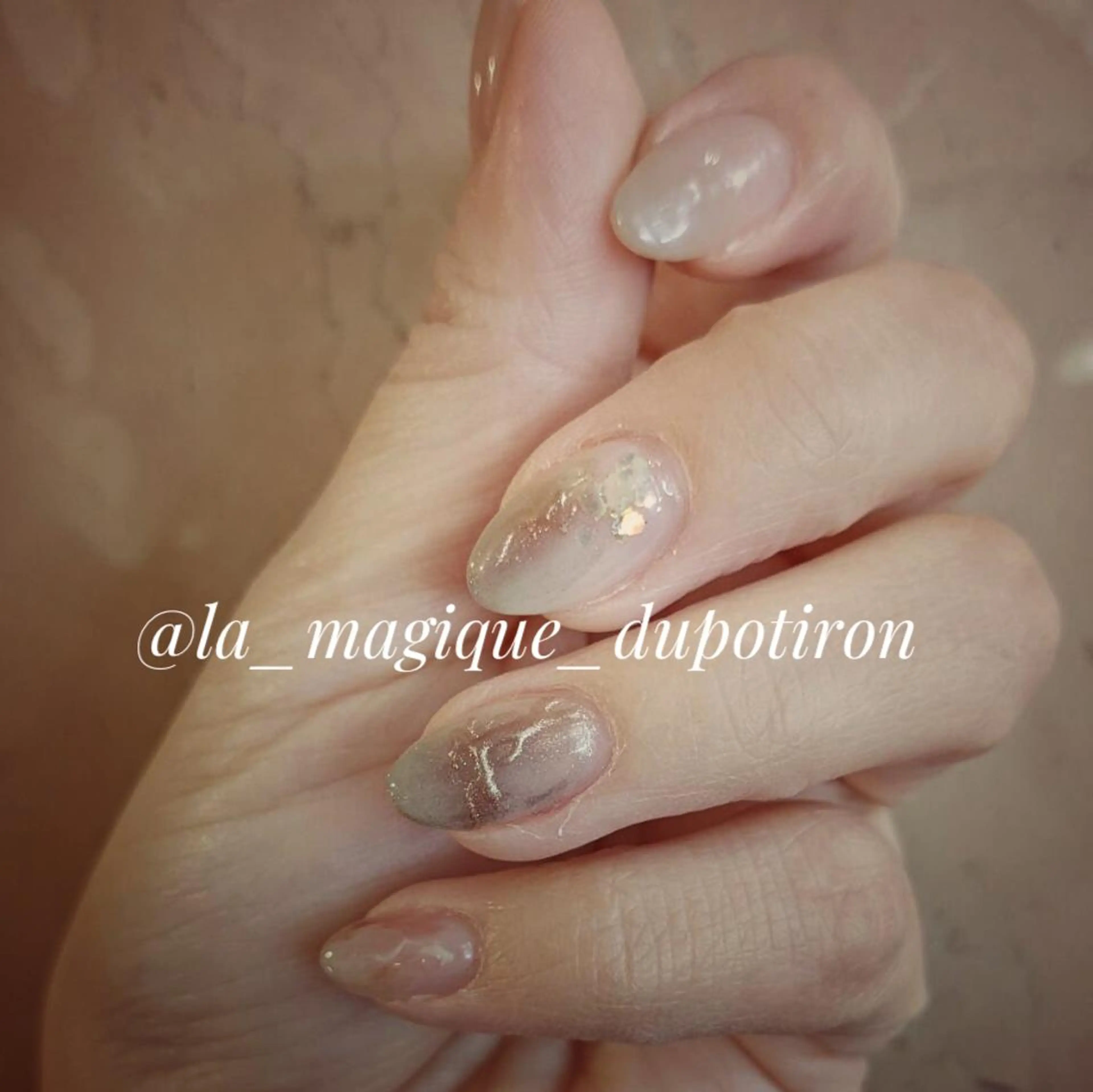 ネイル ニュアンスネイル S. NOAのネイルデザイン