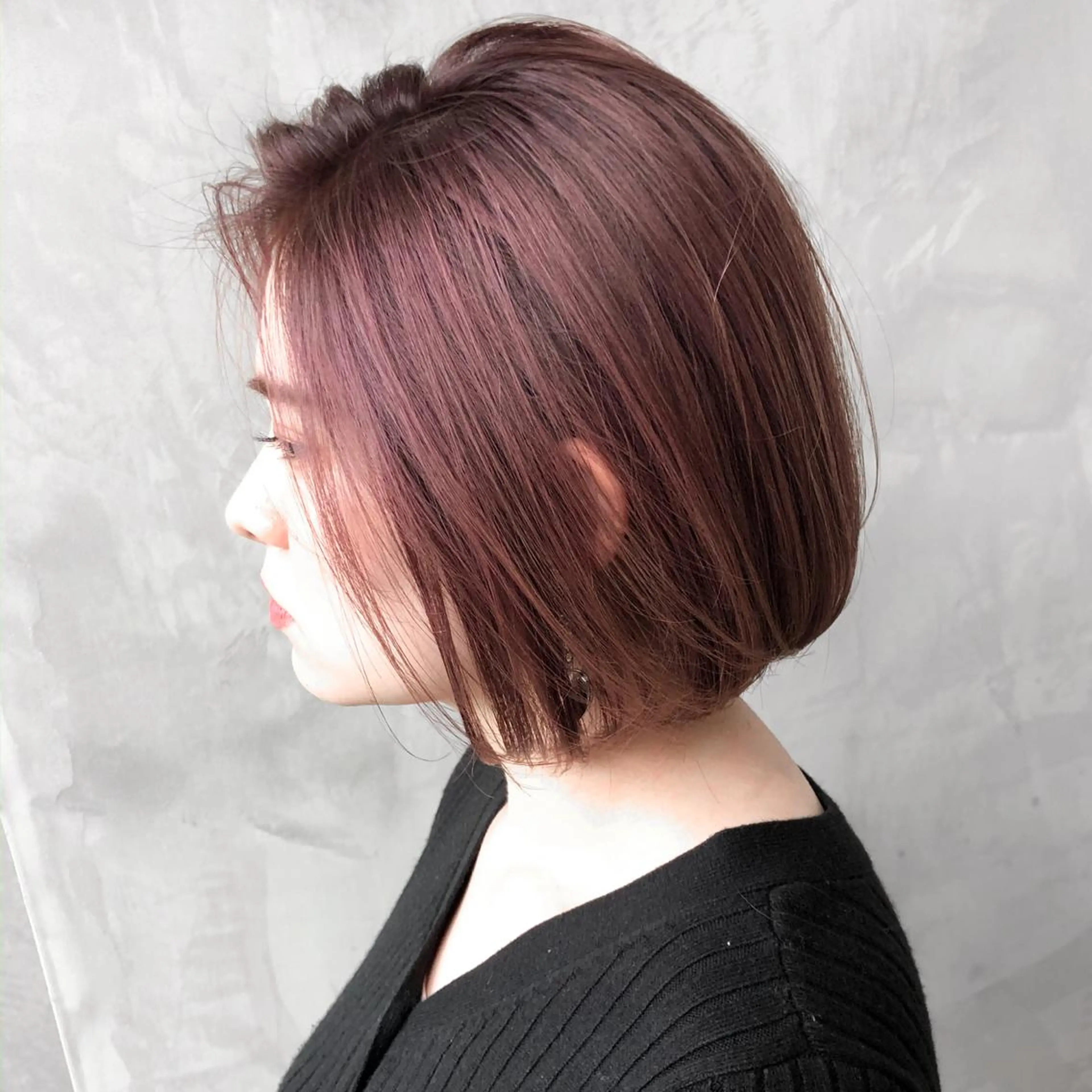 ショート カラー ヘアアレンジ ラベンダーカラー ピンクカラー ピンクラベンダー ボブ TOMO GEEKS代表のヘアスタイル