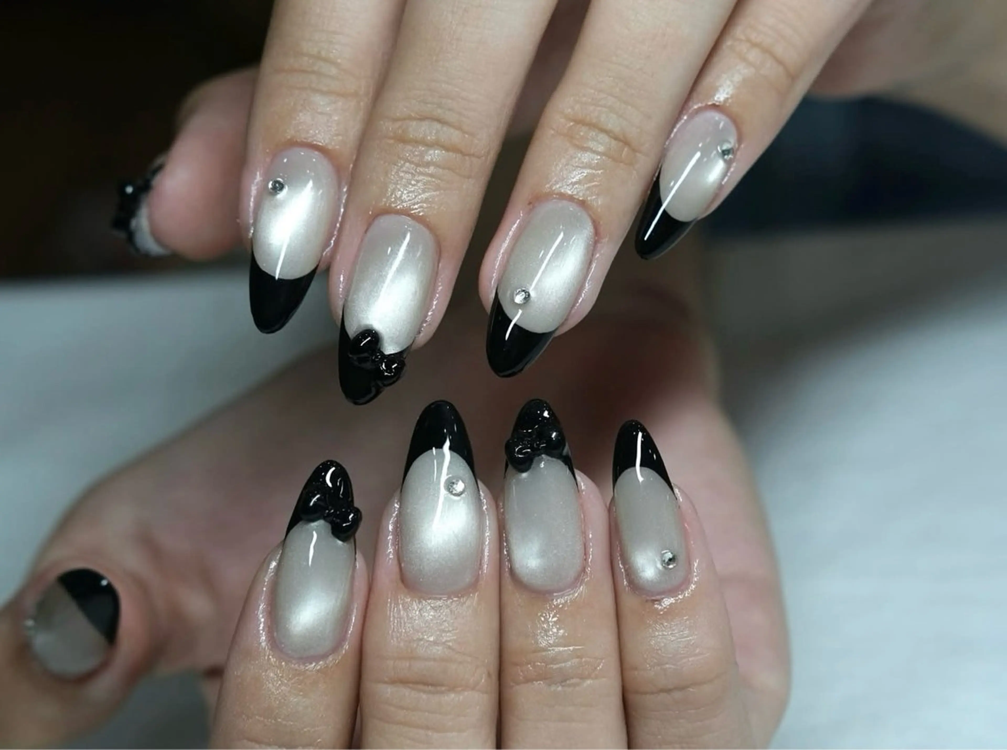ネイル フレンチネイル マグネットネイル Trang An Nail Salon所属・チャン アンのネイルデザイン
