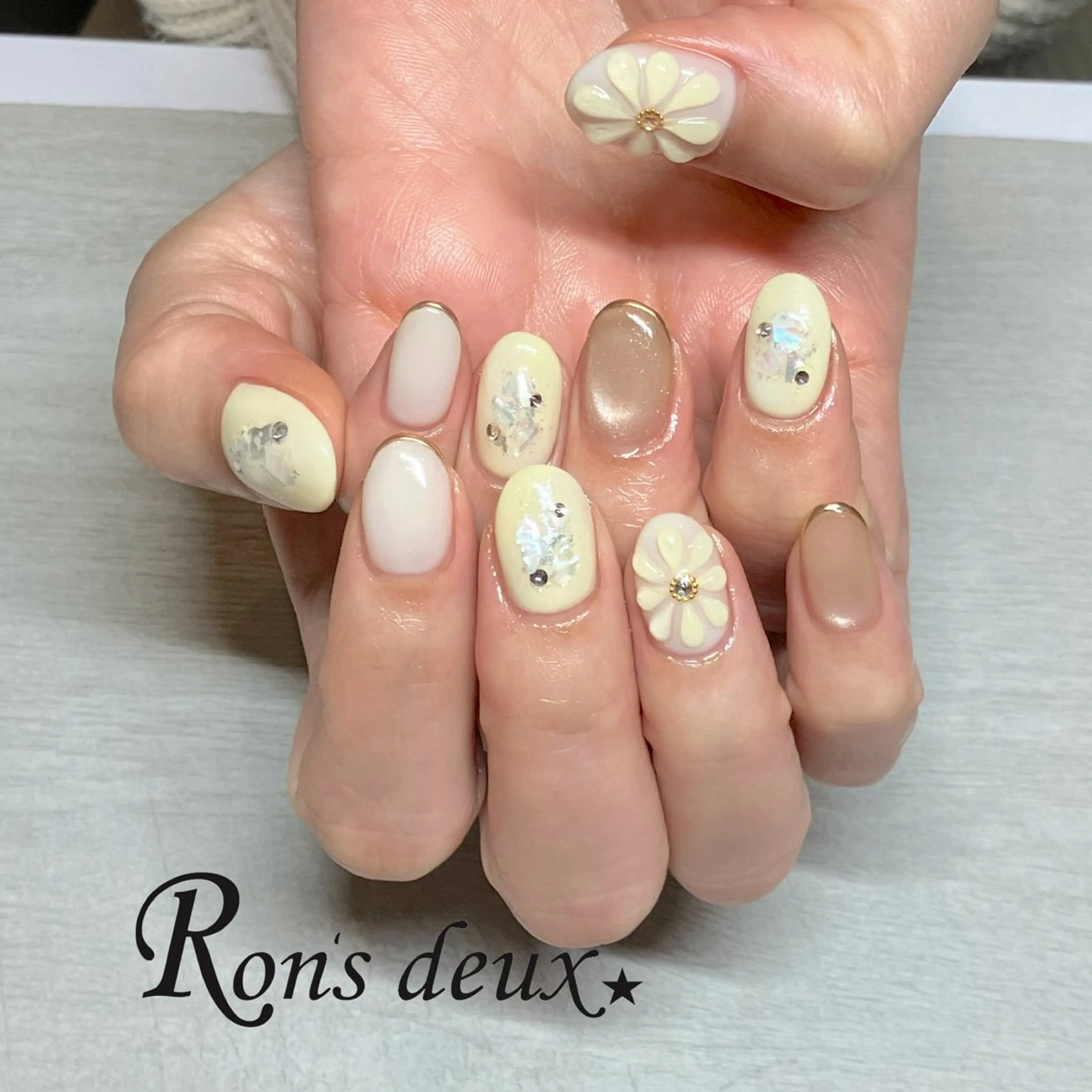 ネイル Ron's deux所属・Ron's deux ふじまきのネイルデザイン
