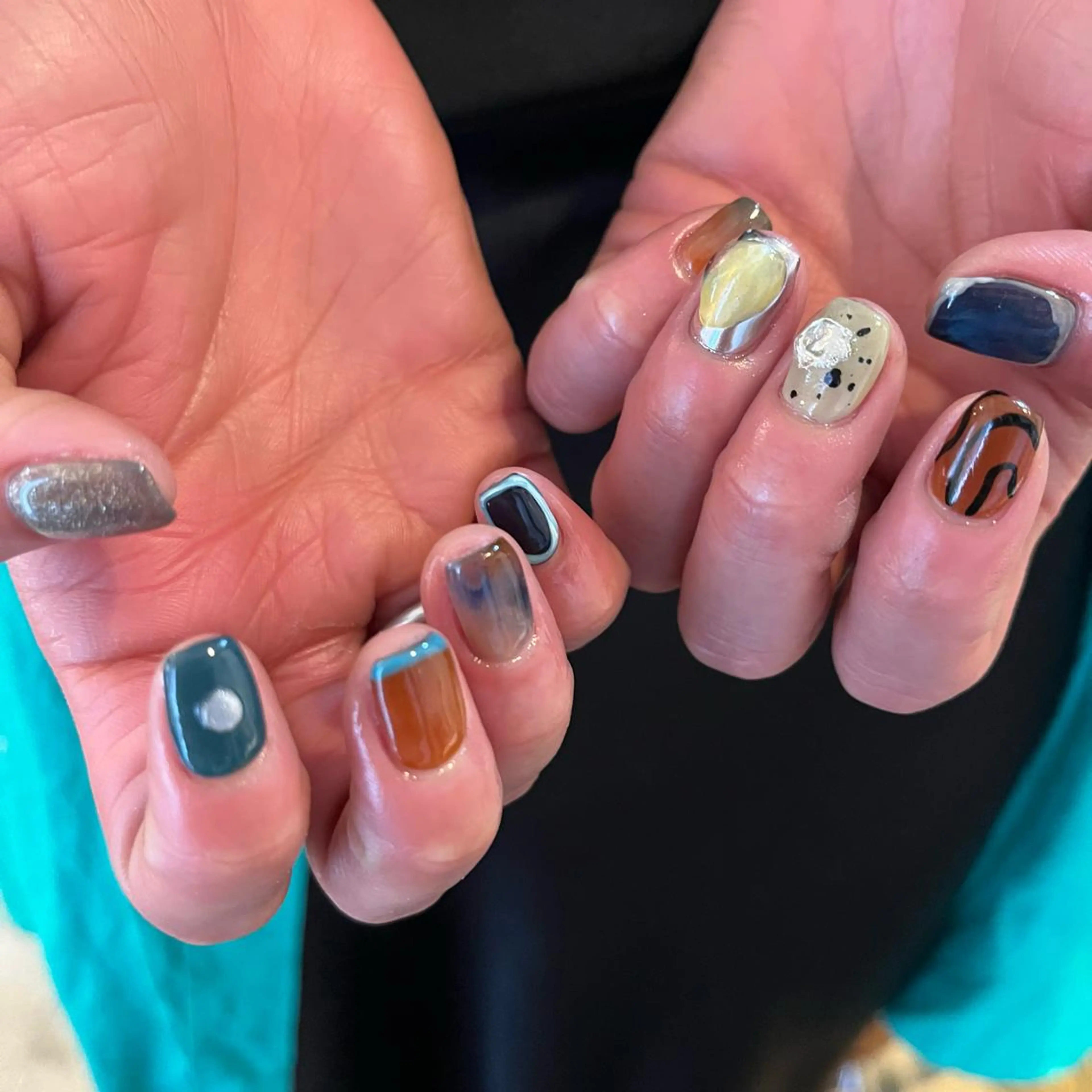 ネイル ハンドネイル Trico Antique所属・岩本 杏のネイルデザイン