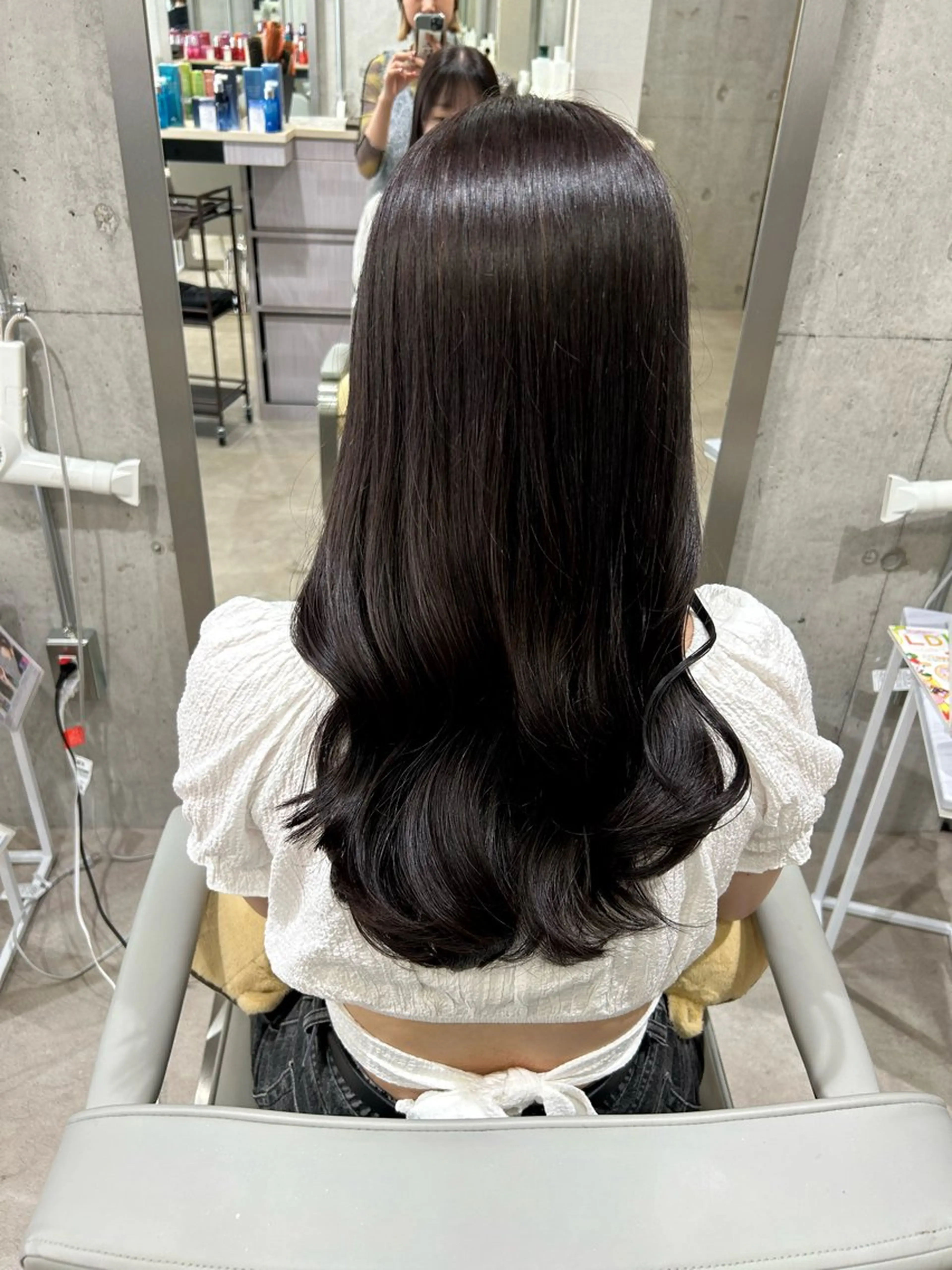 セミロング .AIRI🌼 暖色/ぱつっとぼぶのヘアスタイル