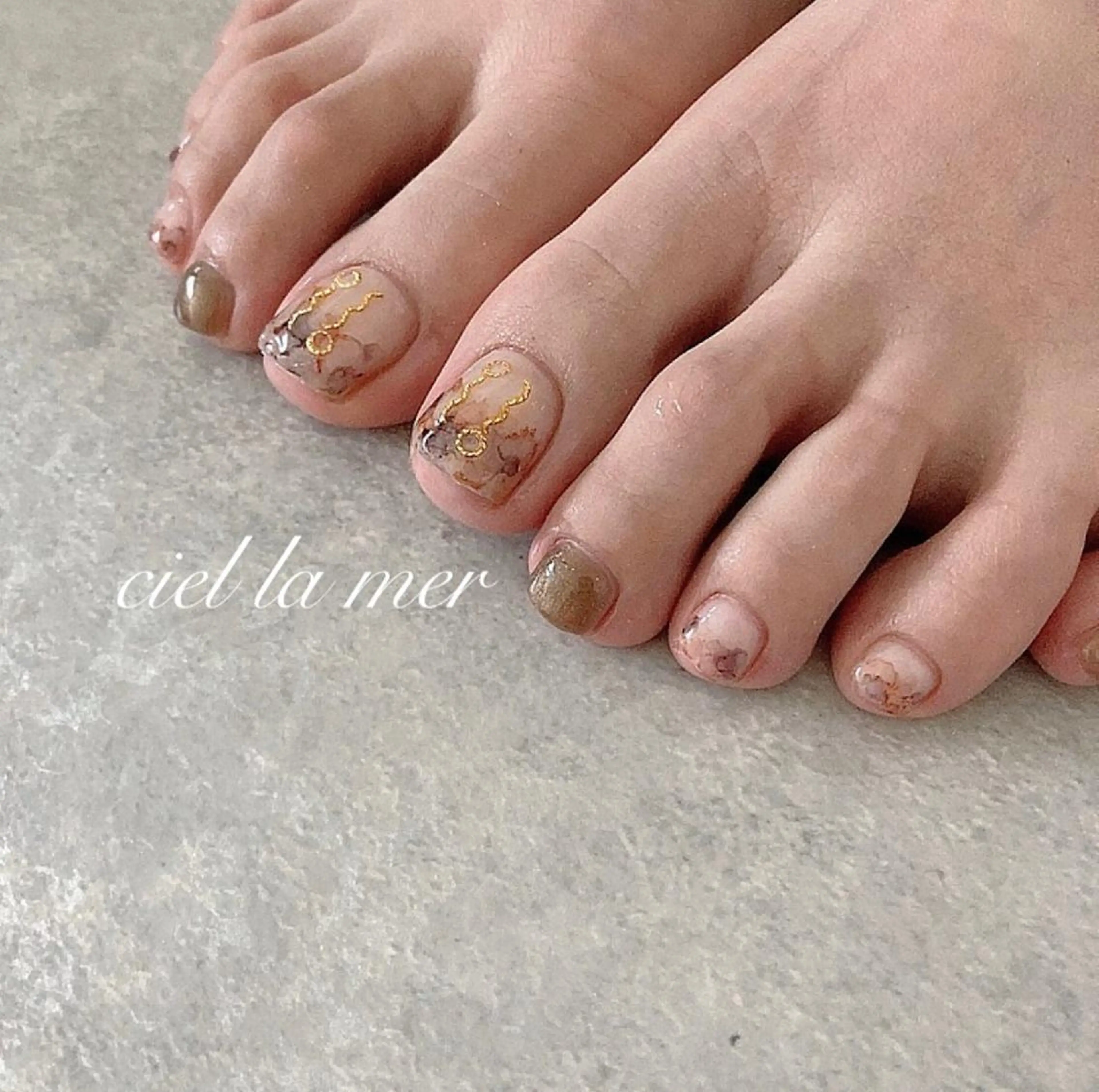 ネイル ハンドネイル フットネイル ciel la merのネイルデザイン