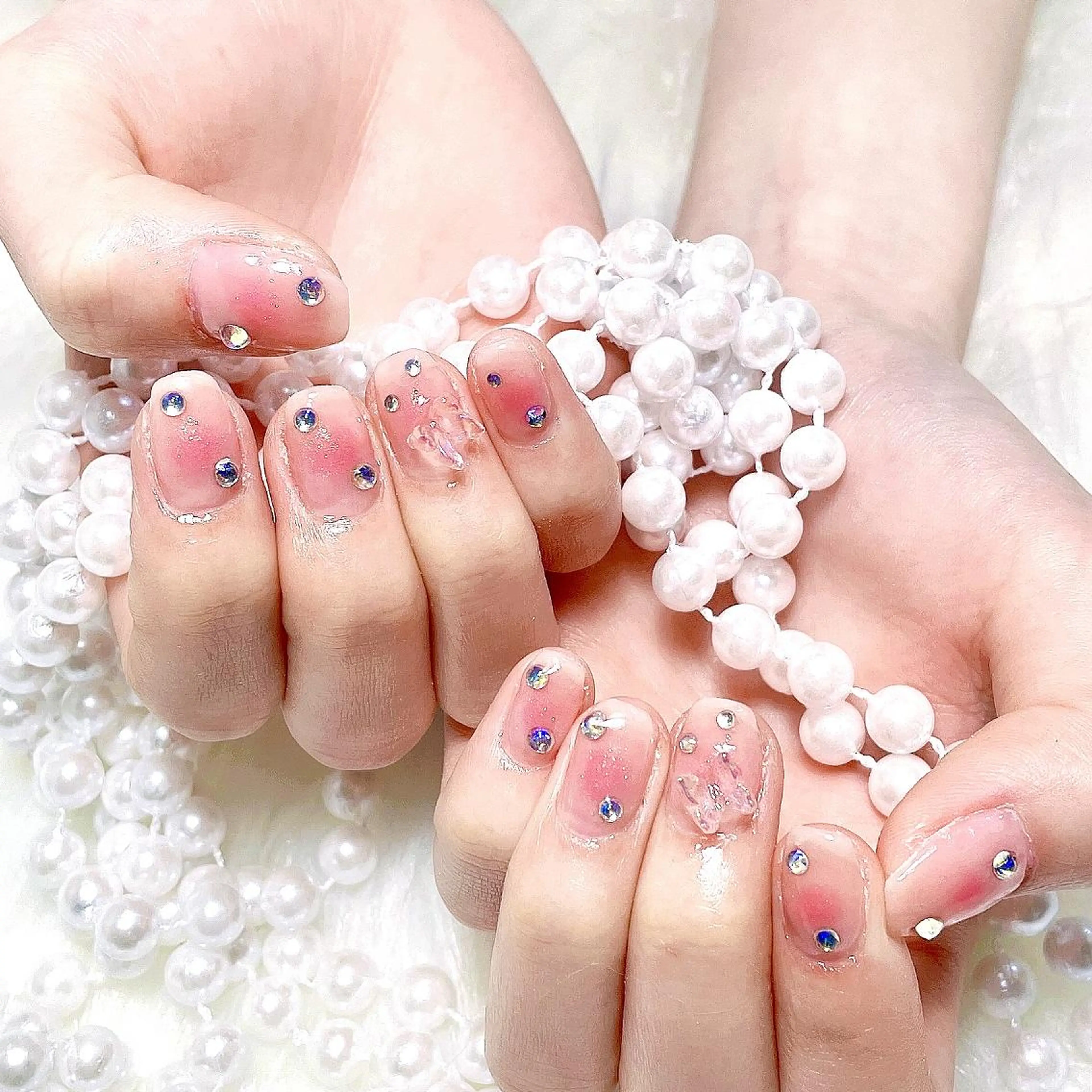 ネイル yui 💜のネイルデザイン