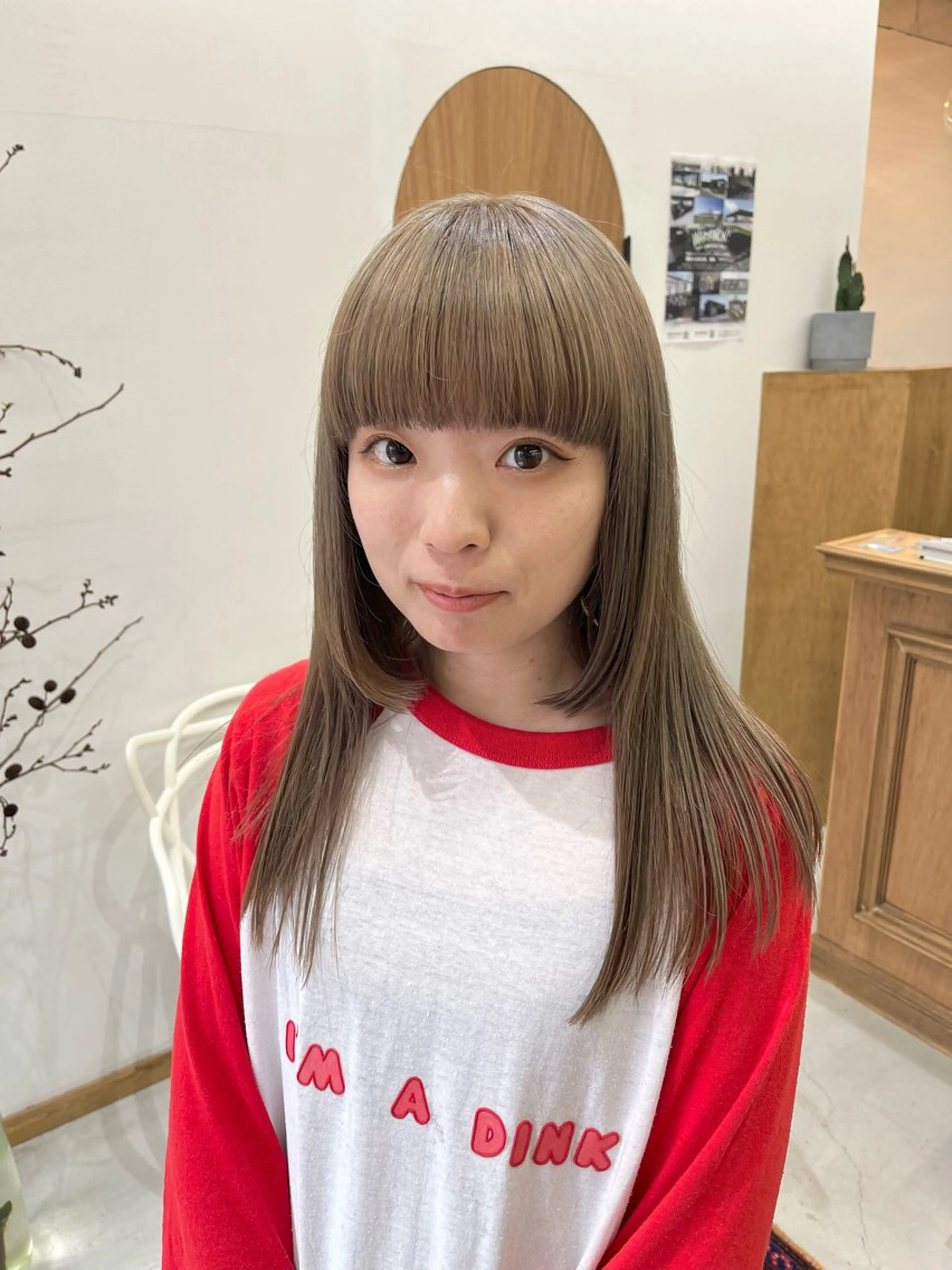 ロング カラー ブリーチ グレージュ カット ヘアカラー miyu /レイヤー/ブリーチのヘアスタイル