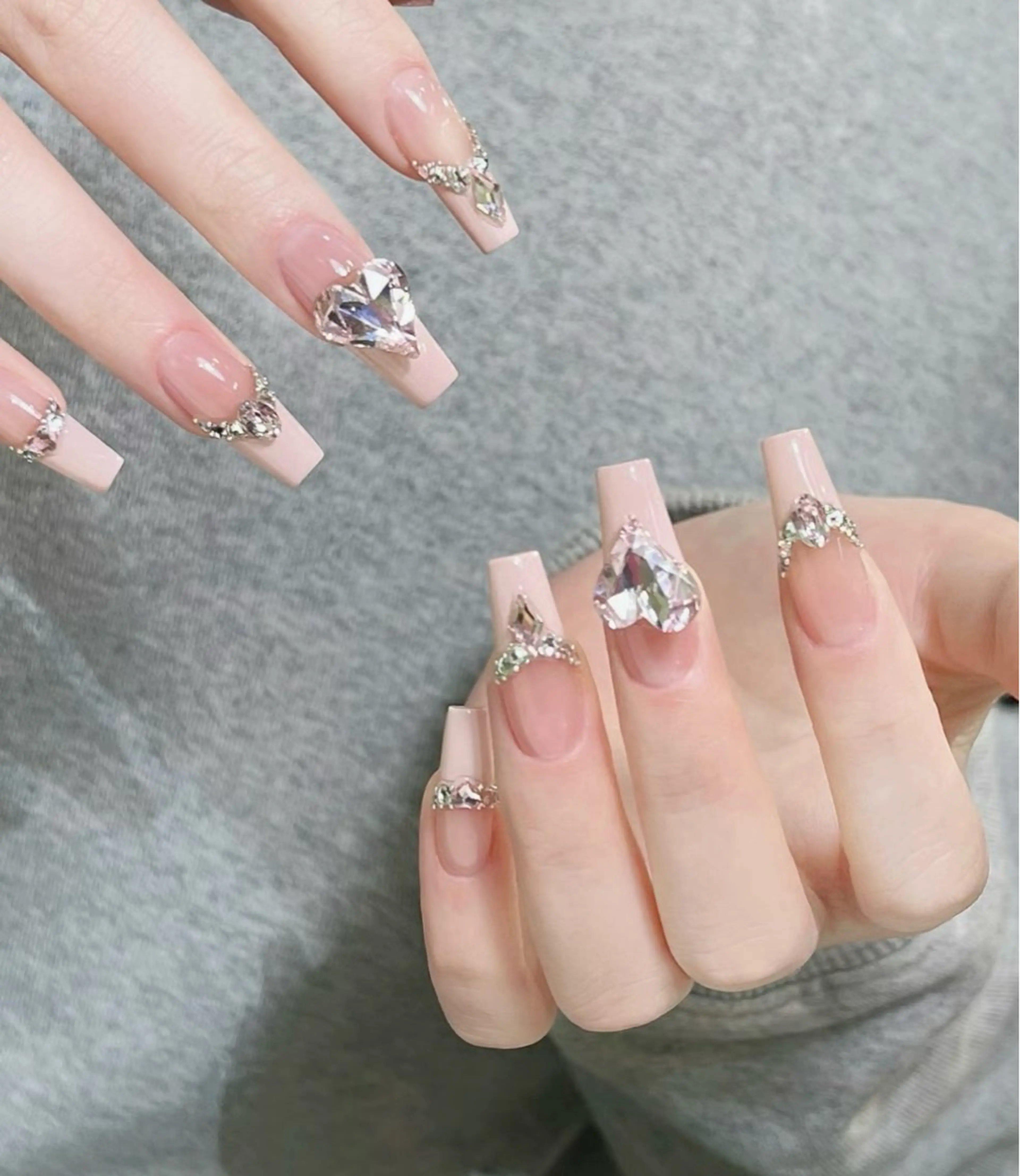 ネイル L.Nail所属・L.nail 【エル.ネイル】のネイルデザイン