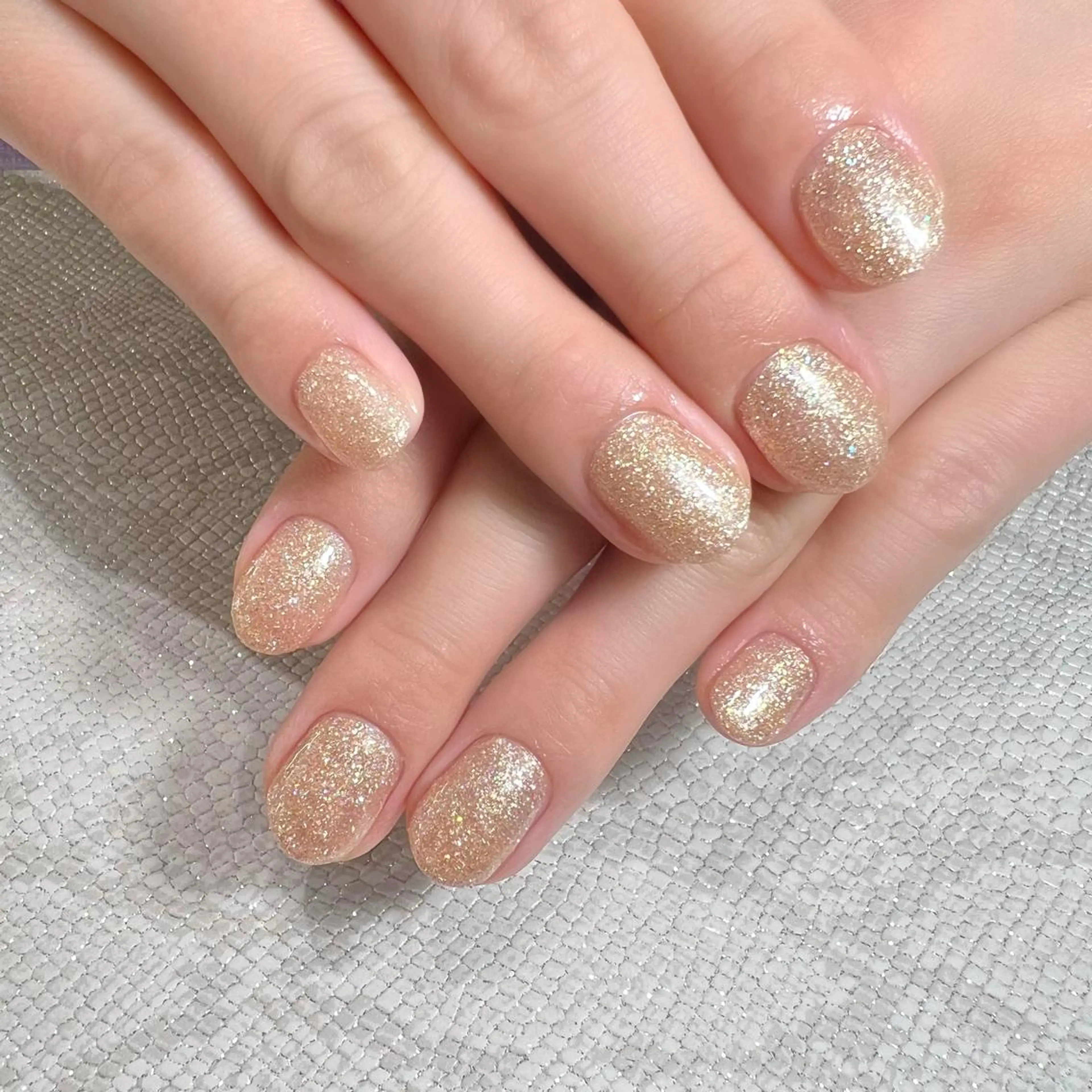 ネイル Mizuliネイル 眉毛メイクのサロンのネイルデザイン