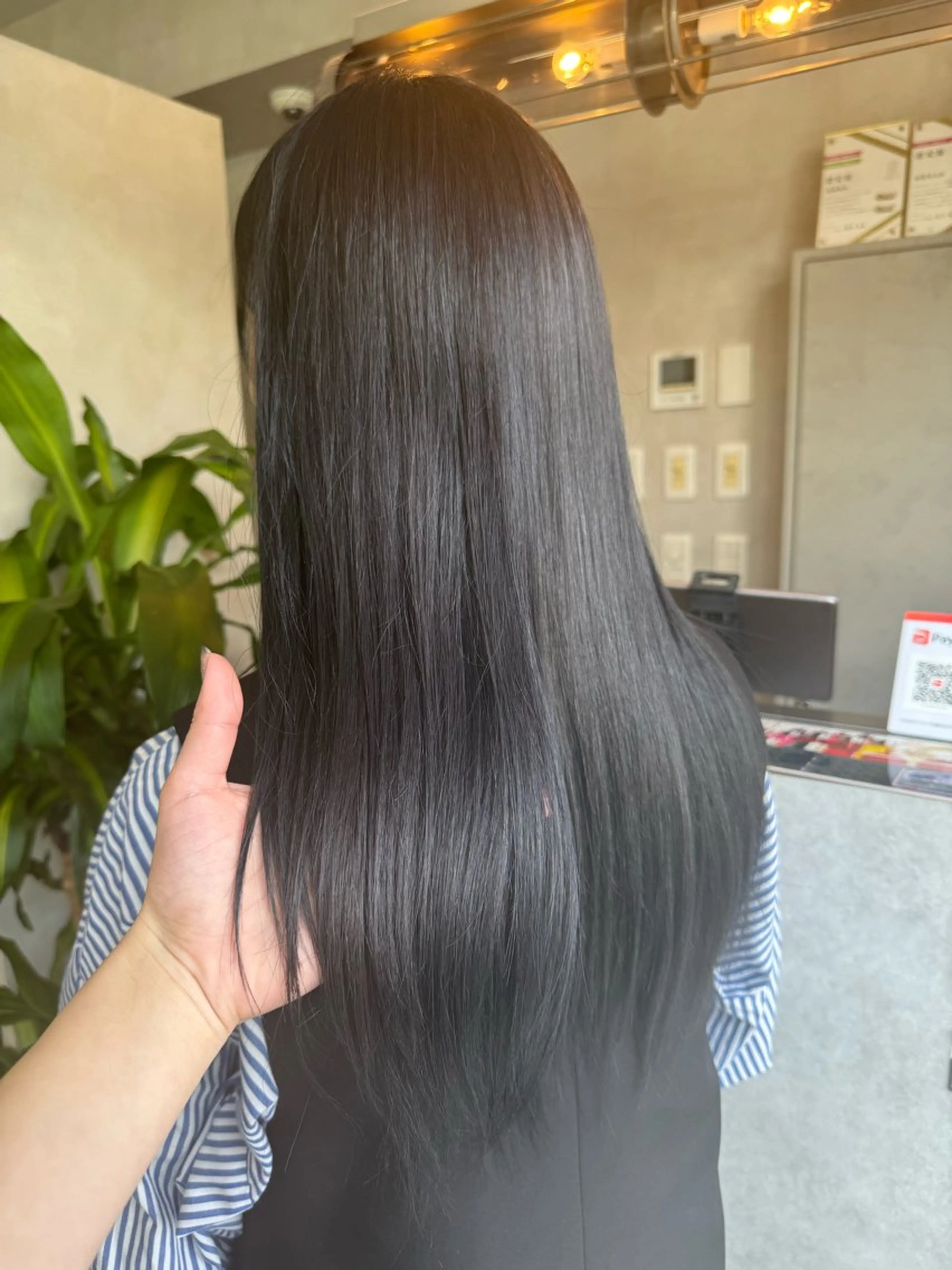 カラー ヘアカラー 博多ブリーチ× 透明感/縮毛矯正のヘアスタイル