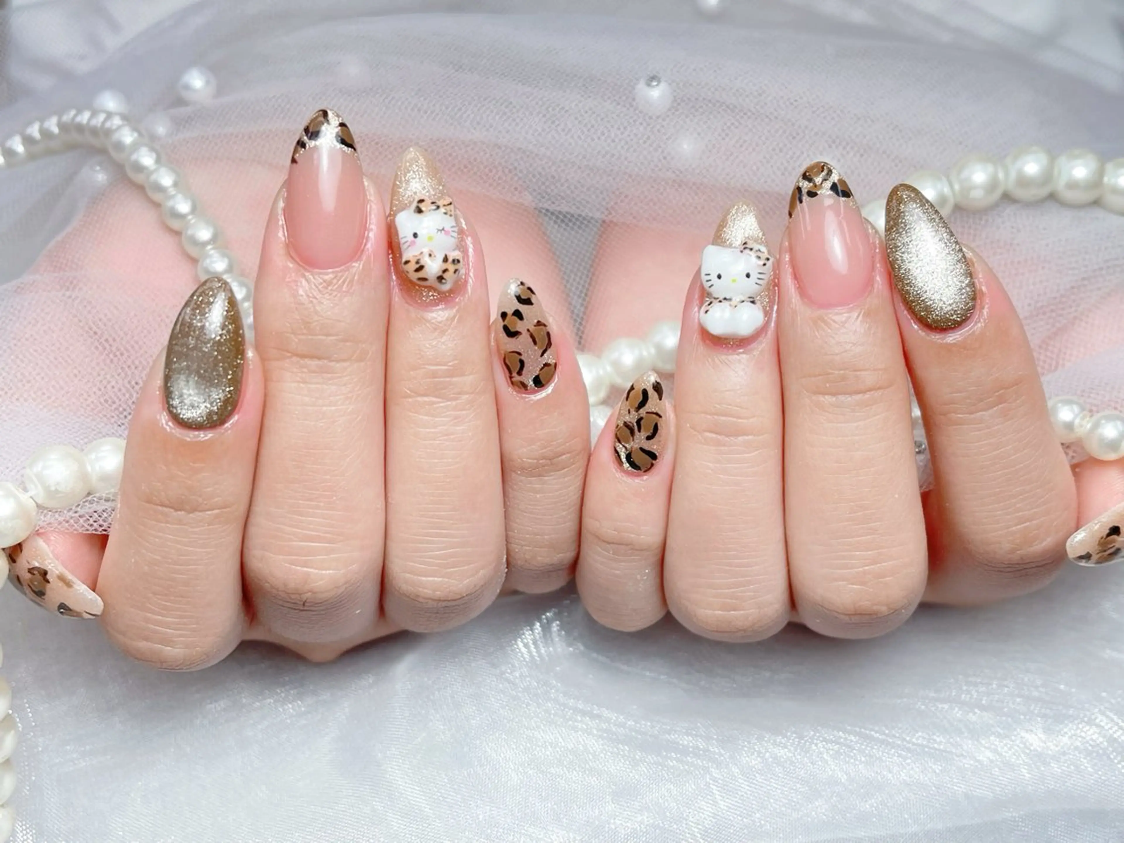 メンズ ネイル メンズ韓国風 アートネイル フレンチネイル ジェルネイル キラキラネイル Bloom スカルプ専門店のネイルデザイン