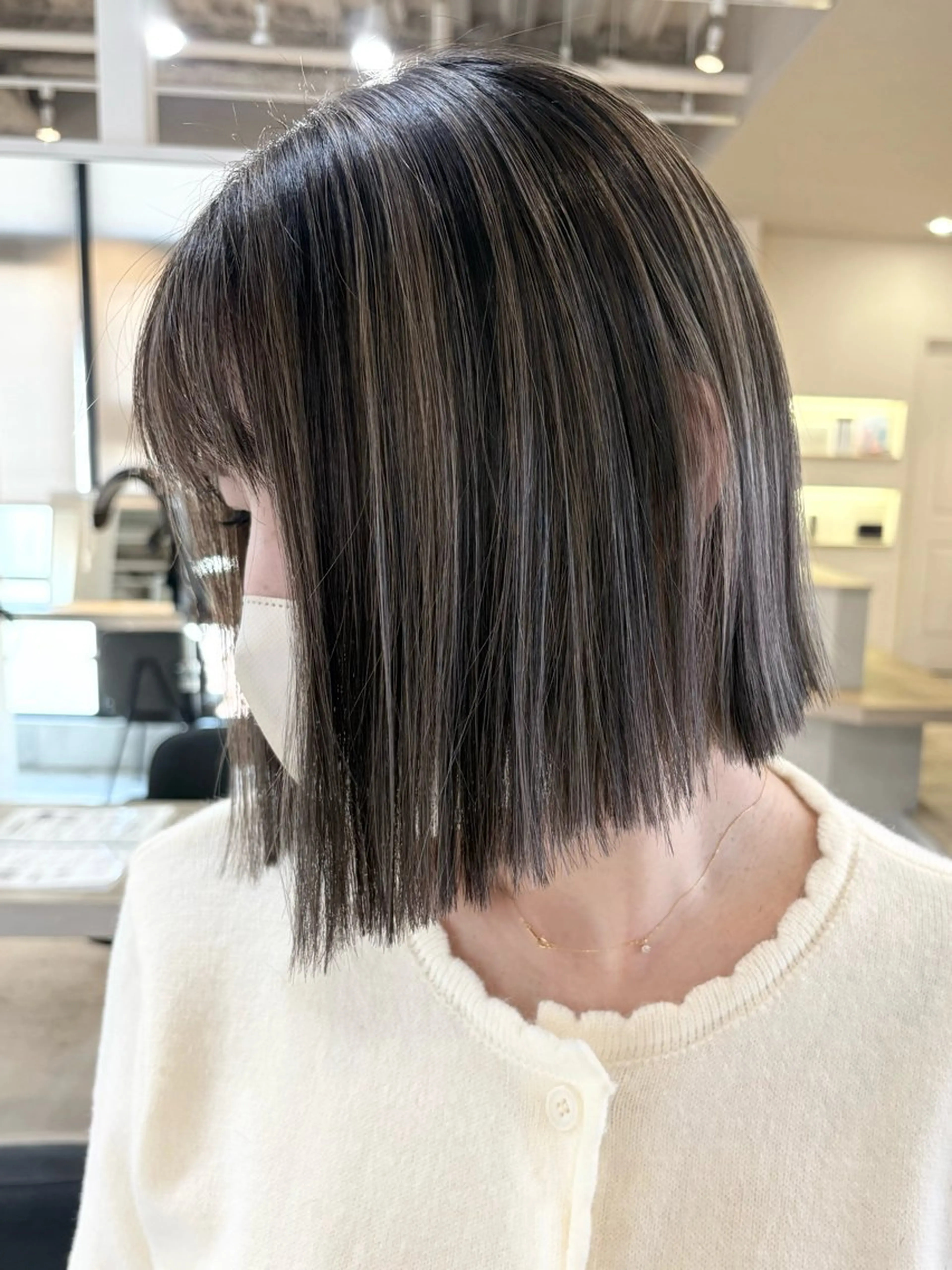 ミディアム ハイライト ヘアカラー Lia近鉄八尾店所属・HIRO ✂︎のヘアスタイル