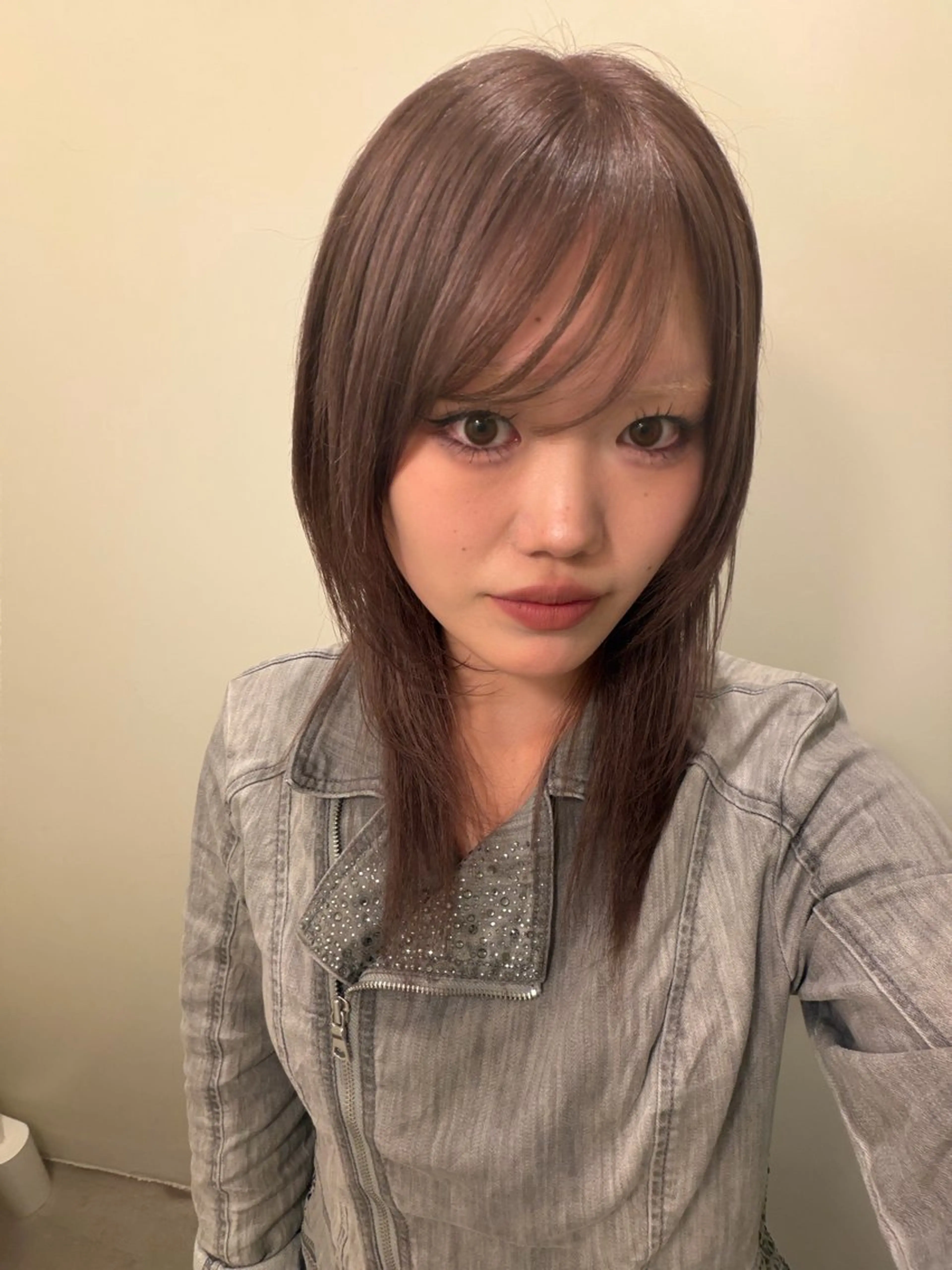 セミロング カラー ベージュカラー ブリーチ ブラウンカラー ピンクカラー 🫧カラーモデル募集 🫧Hiyuのヘアスタイル