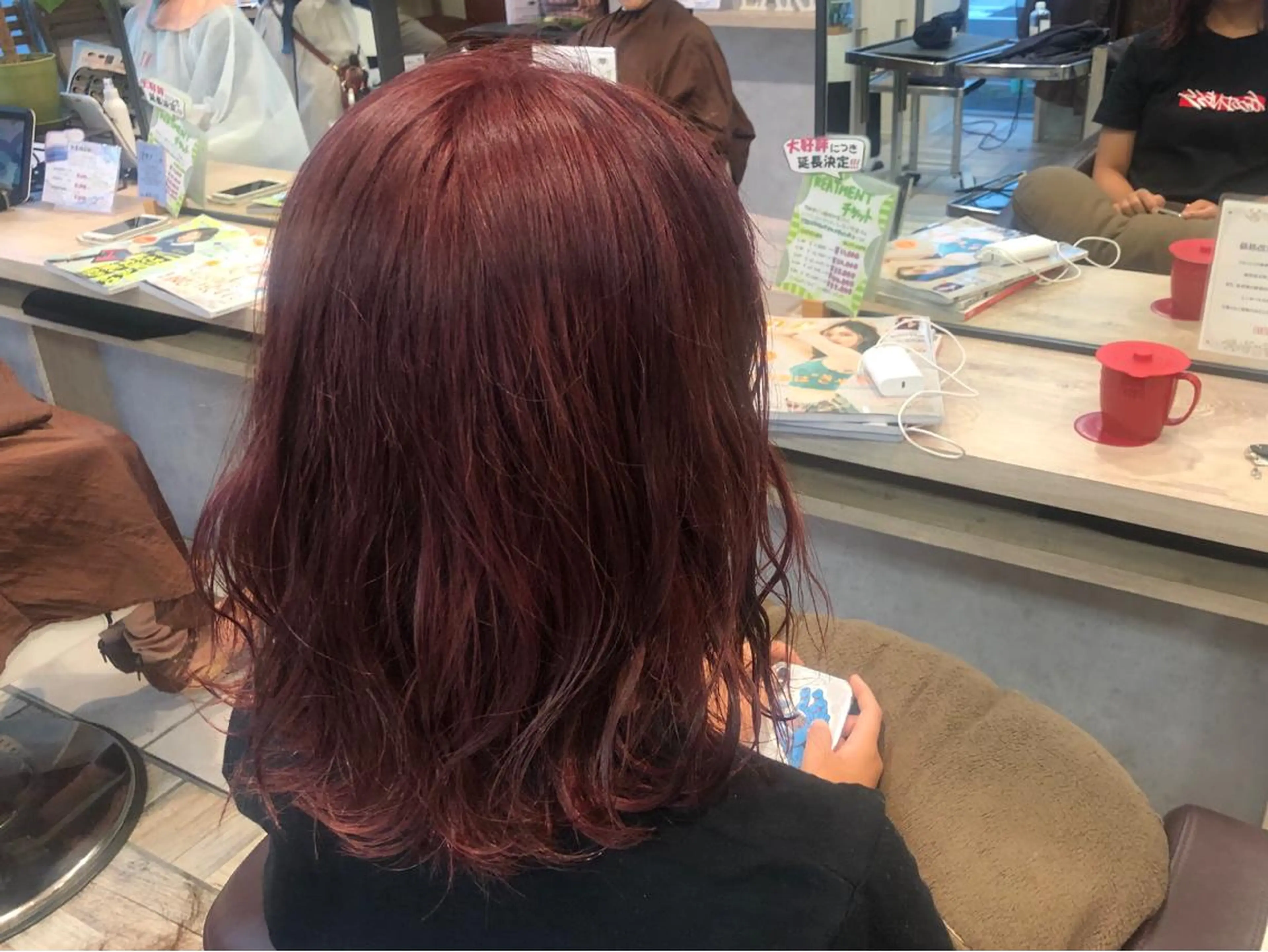 ミディアム カラー パーマ ヘアアレンジ 渡邊 桃香のヘアスタイル