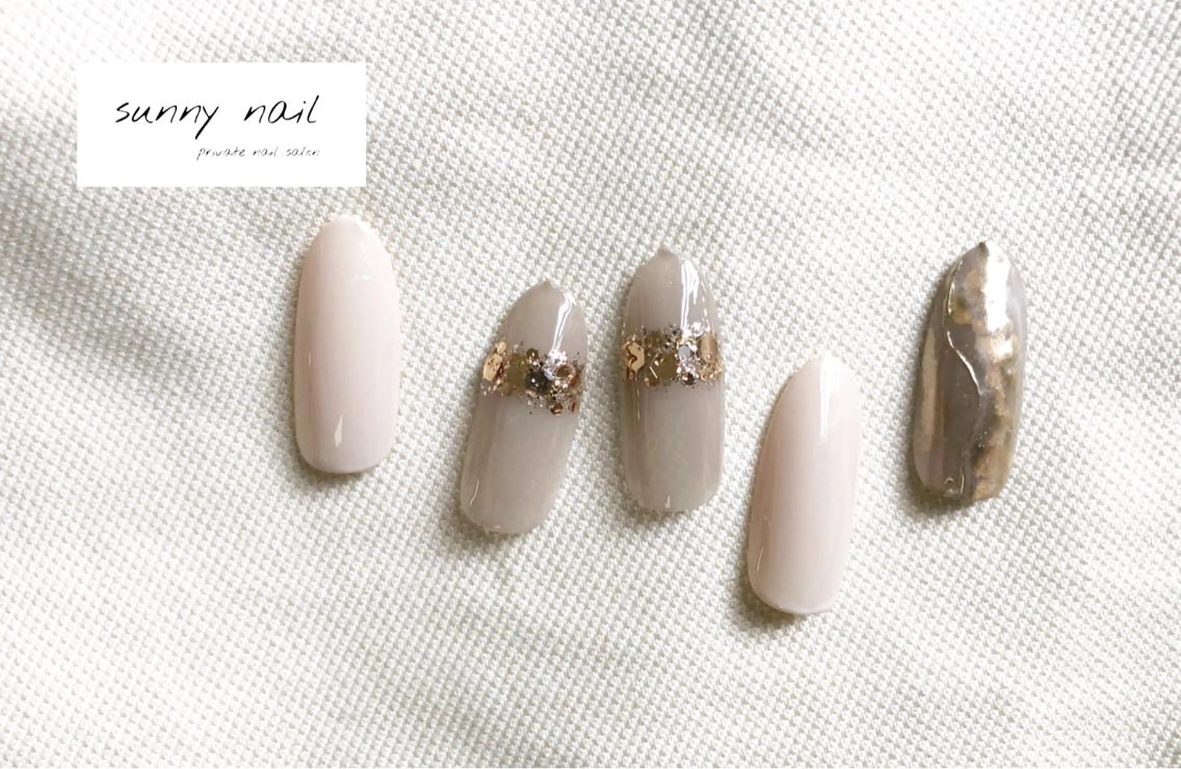 ネイル アートネイル ジェルネイル ミラーネイル ニュアンスネイル パラジェル sunny nailのネイルデザイン