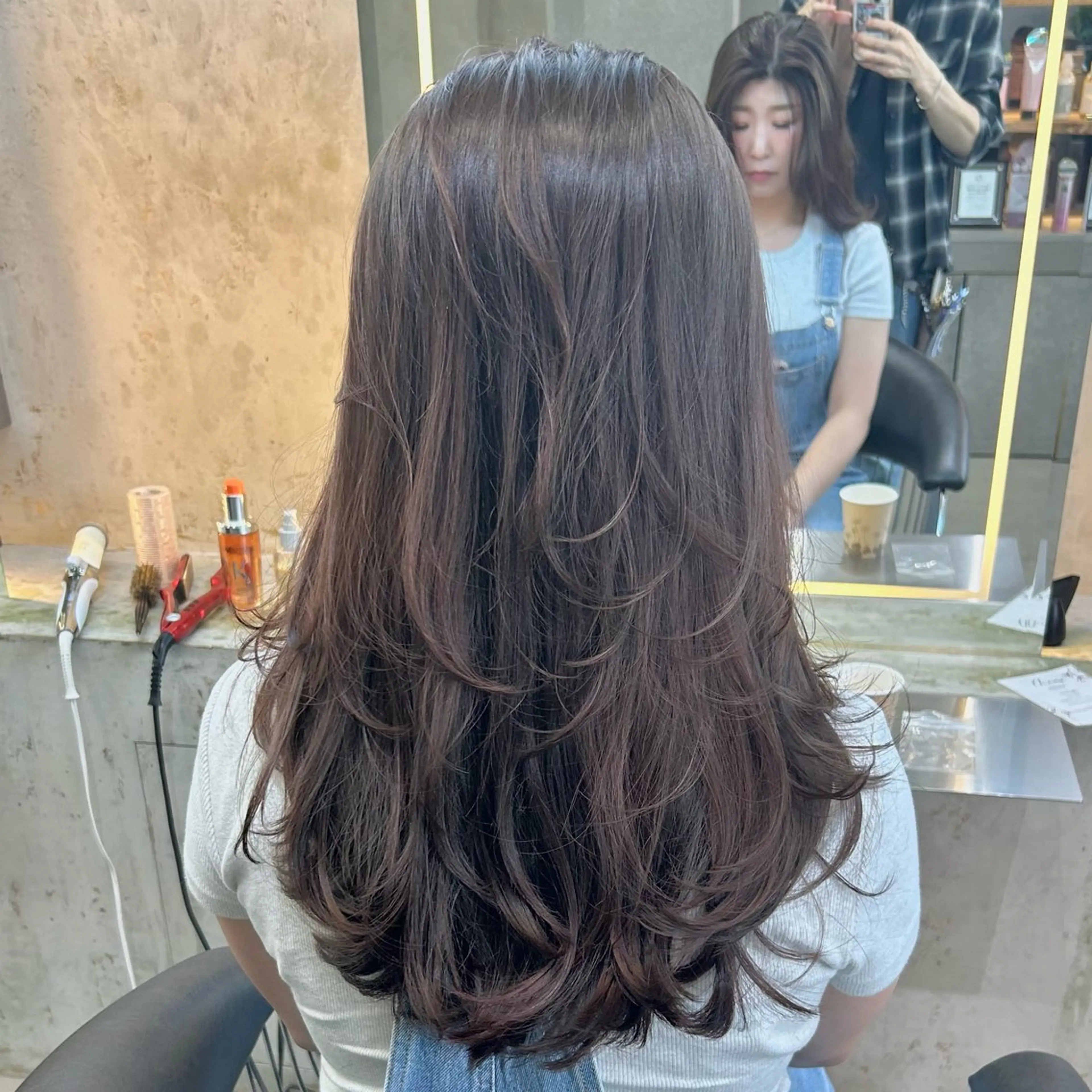 セミロング 韓国風ヘア レイヤーカット カット ヘアカラー トリートメント ボブ/縮毛矯正/ レイヤー/塚田のヘアスタイル