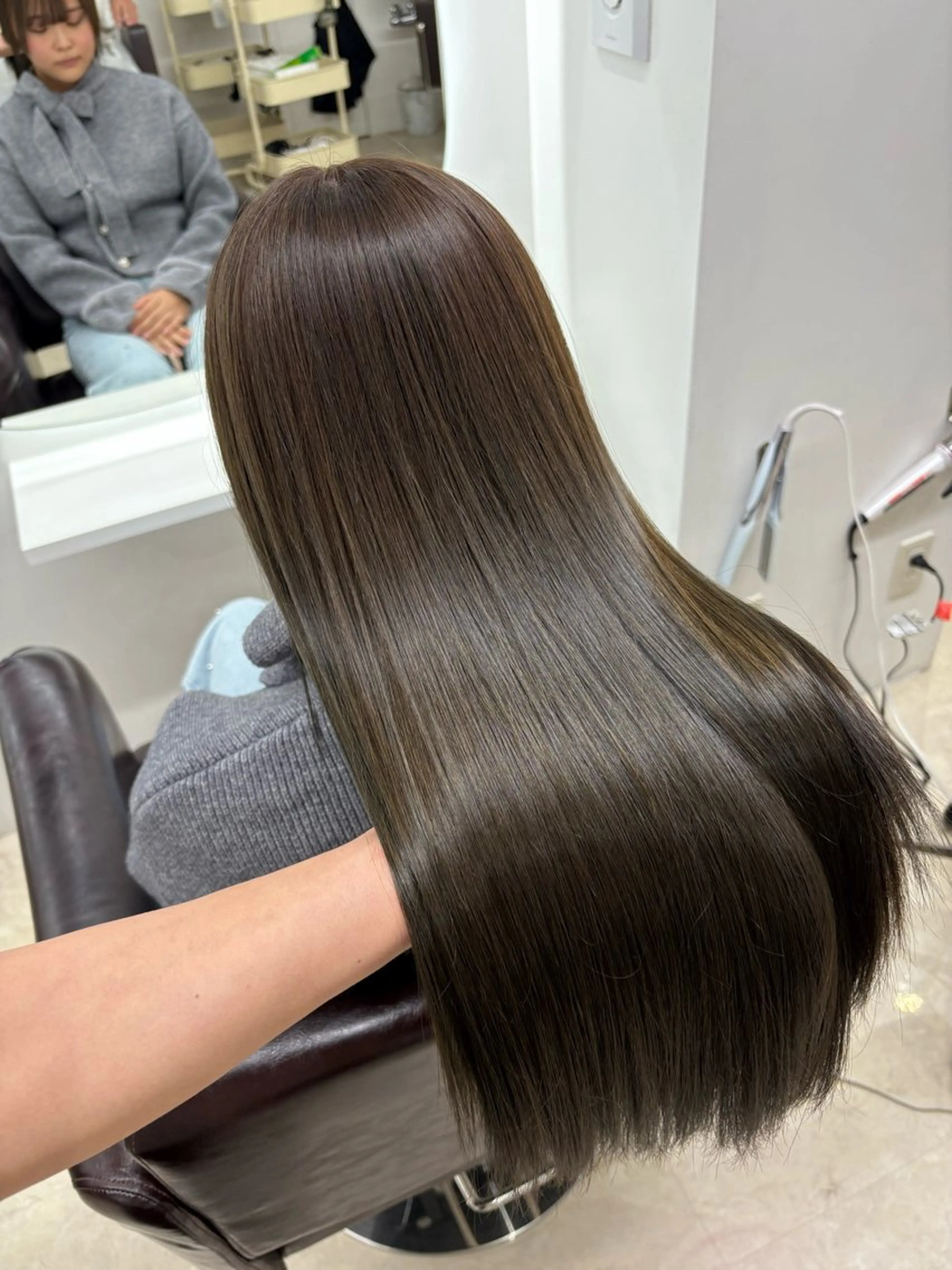 ミディアム カラー カット ヘアカラー トリートメント ヘアセット 新宿/韓国ヘア/ 髪質改善ストレートのヘアスタイル