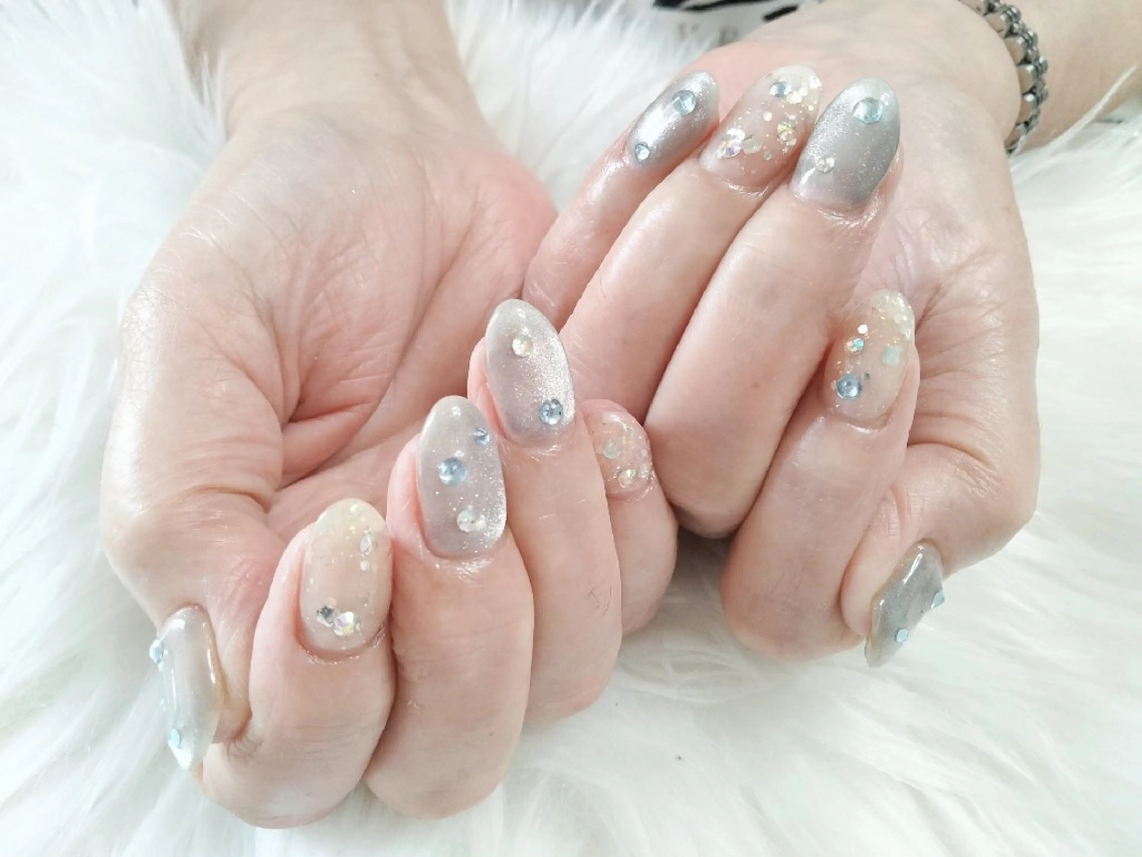 ネイル ジェルネイル パラジェル ハンドネイル ハンドケア Beaubie  nailサロンのネイルデザイン