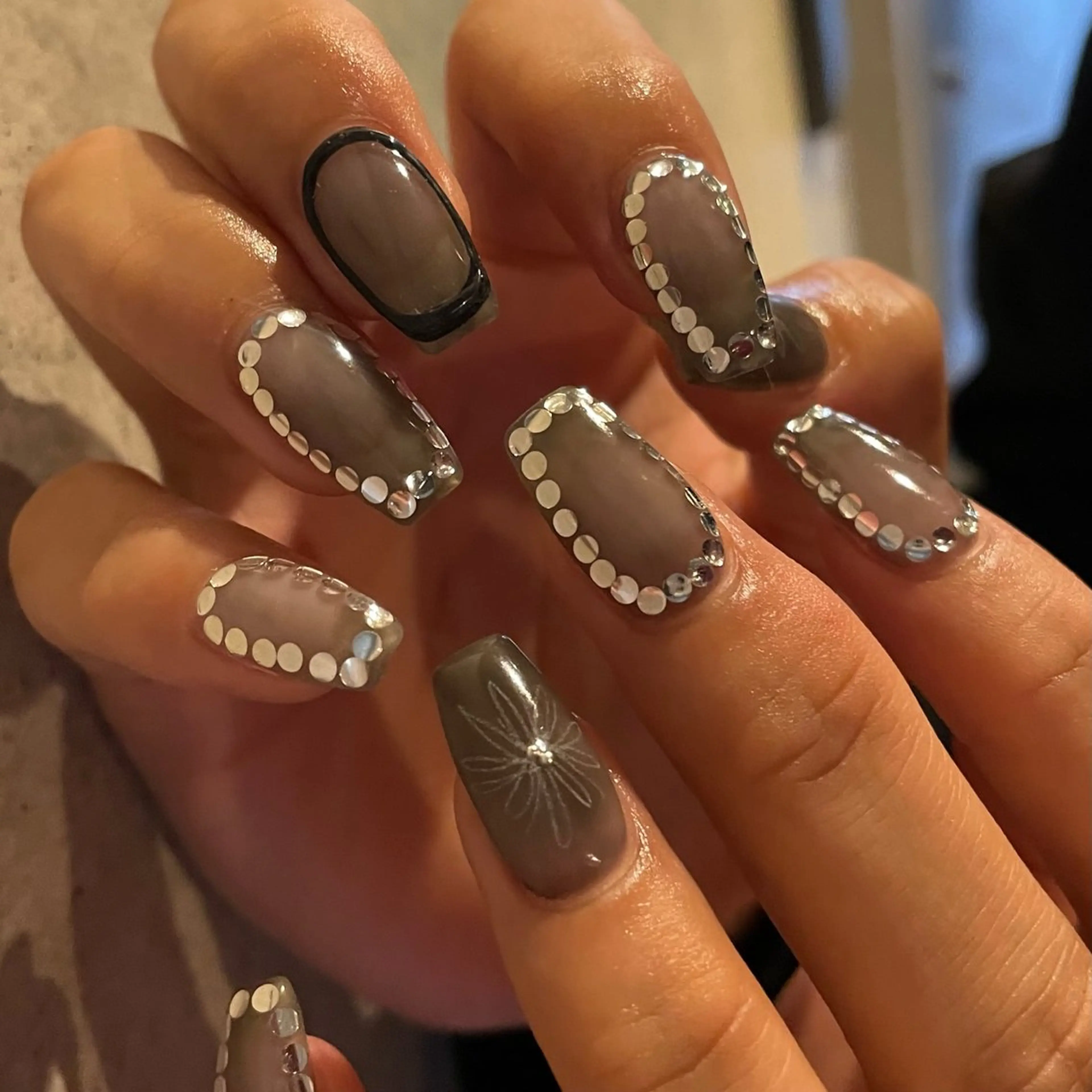 ネイル Manon Yuiのネイルデザイン