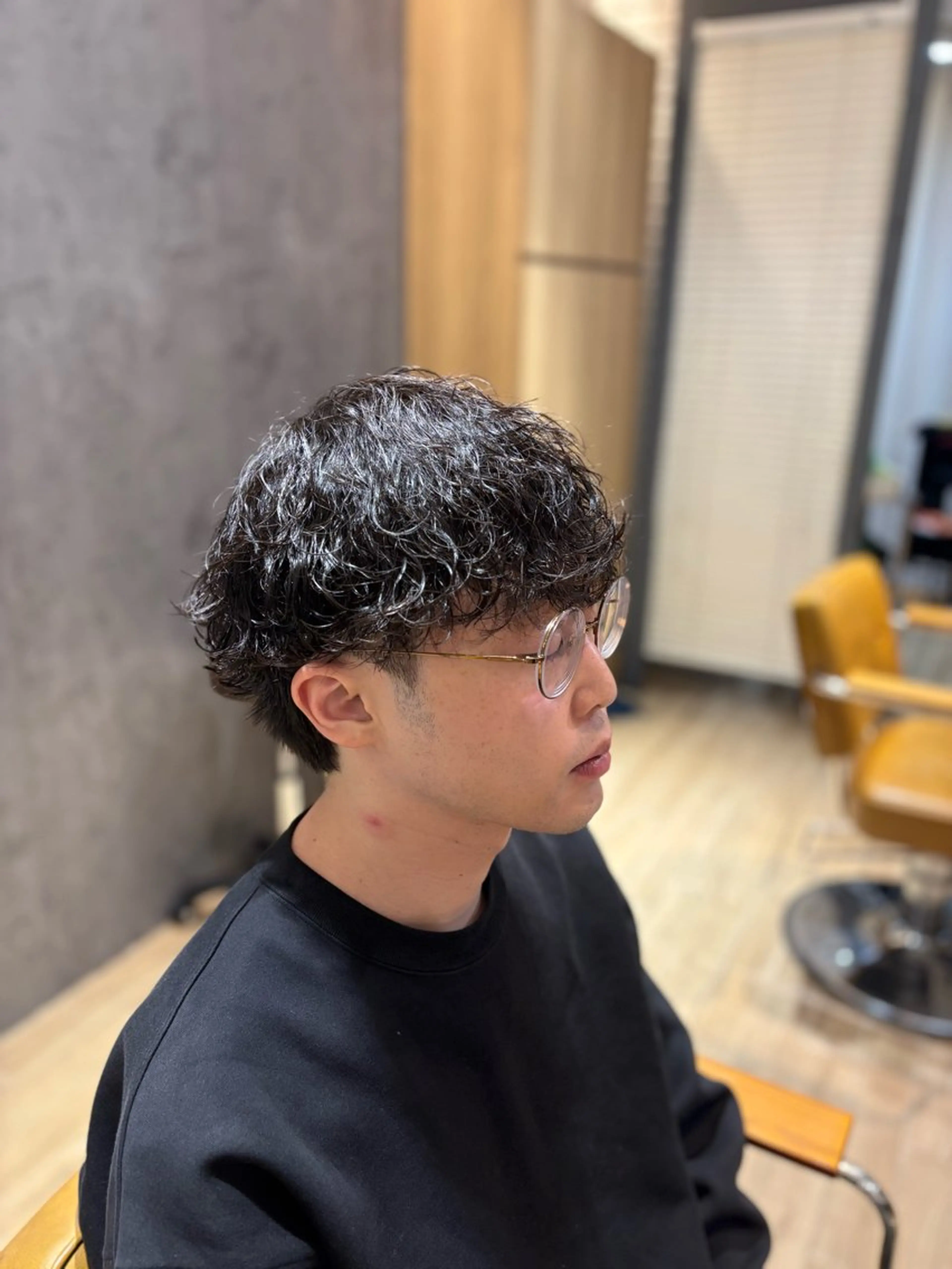 パーマ メンズ カット パーマ メンズカット/センタ ーパート /マミヤのヘアスタイル