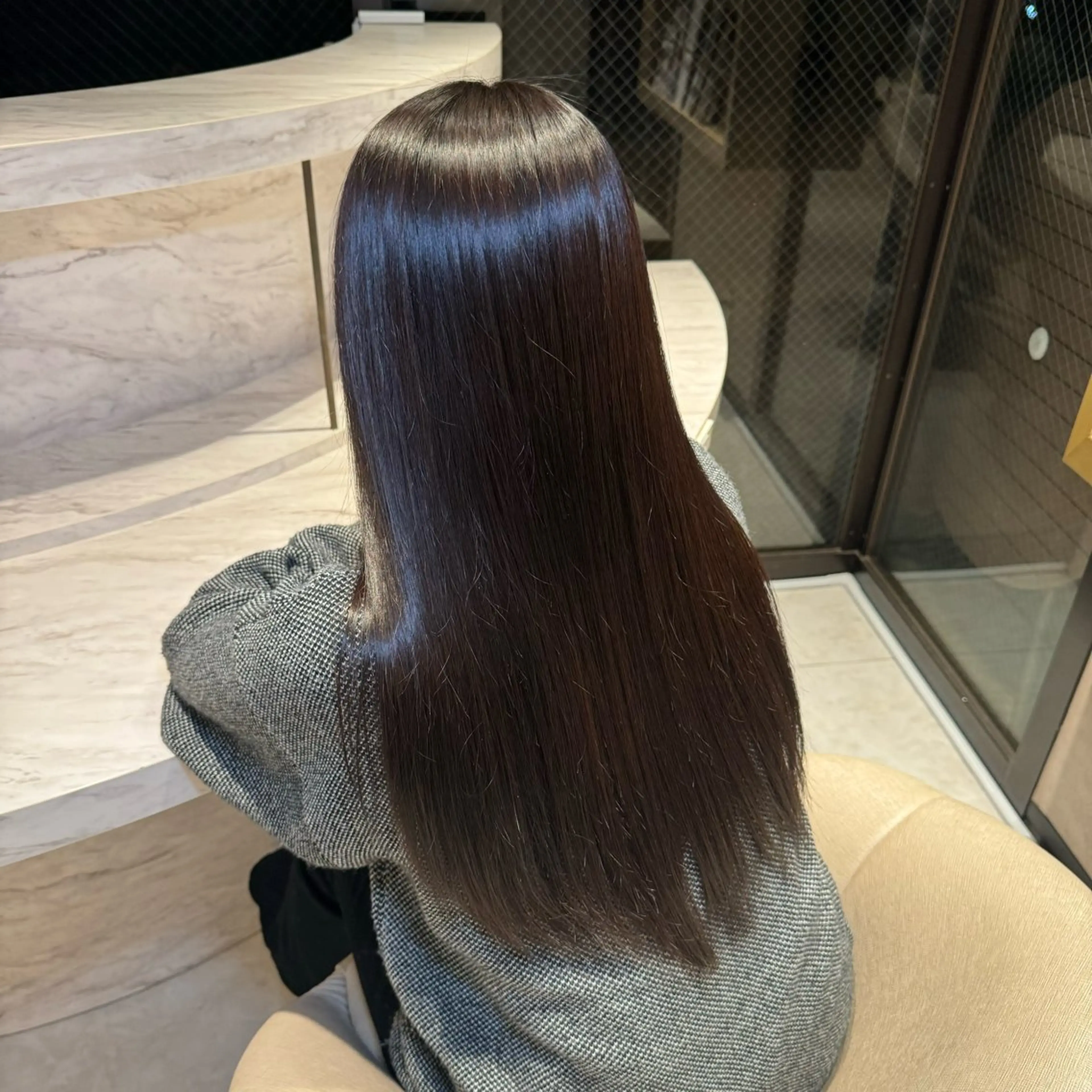 ロング トリートメント カラー募集中 広井優菜のヘアスタイル
